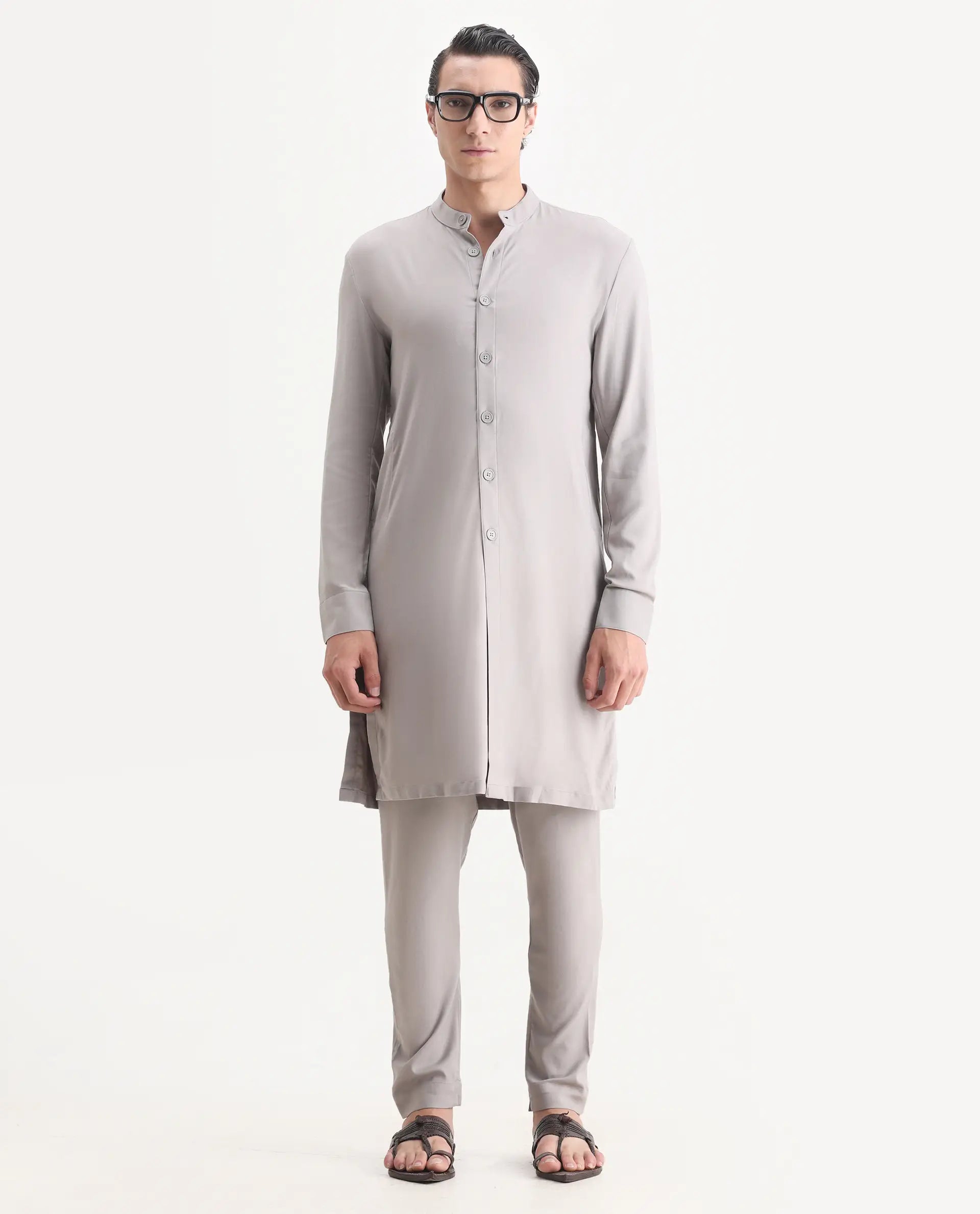Rare Rabbit Men's Medok Grey Plain Regular Fit Full Sleeve Mandarin Collar Kurta