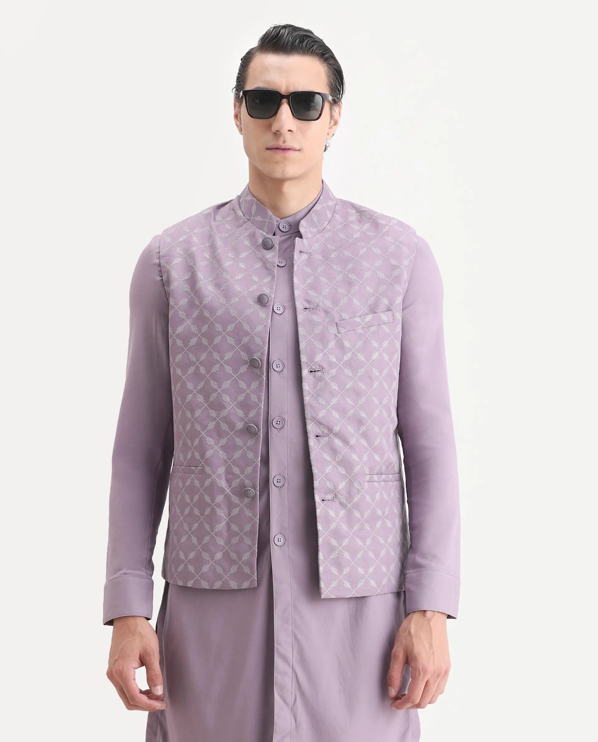 Rare Rabbit Men's Medo Kpb Pastel Purple Viscose Embroidered Regular Fit Full Sleeve Mandarin Collar Kurta Suit