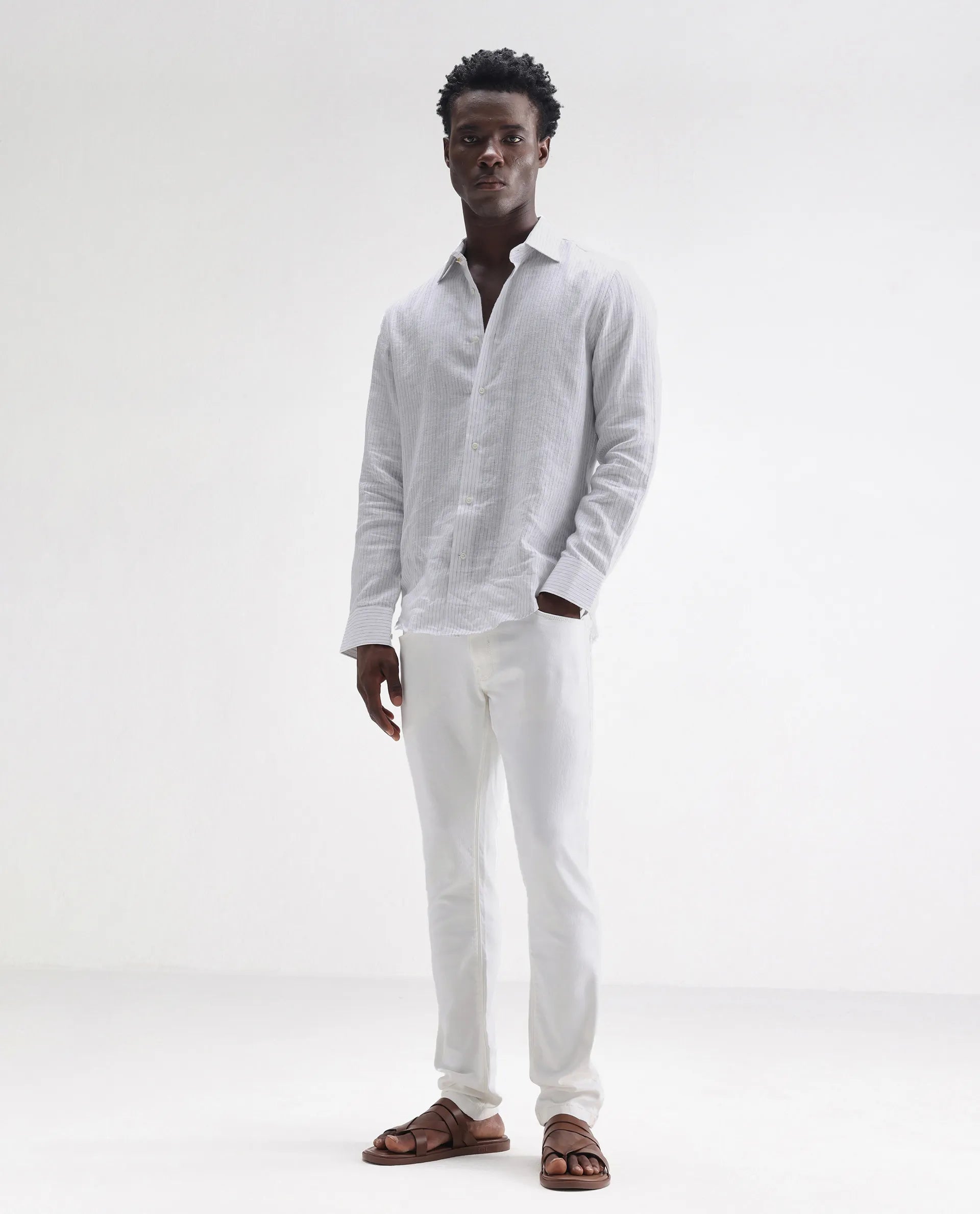 Rare Rabbit Men's Meymac White Cotton Plain Hawk Slim Fit Jeans