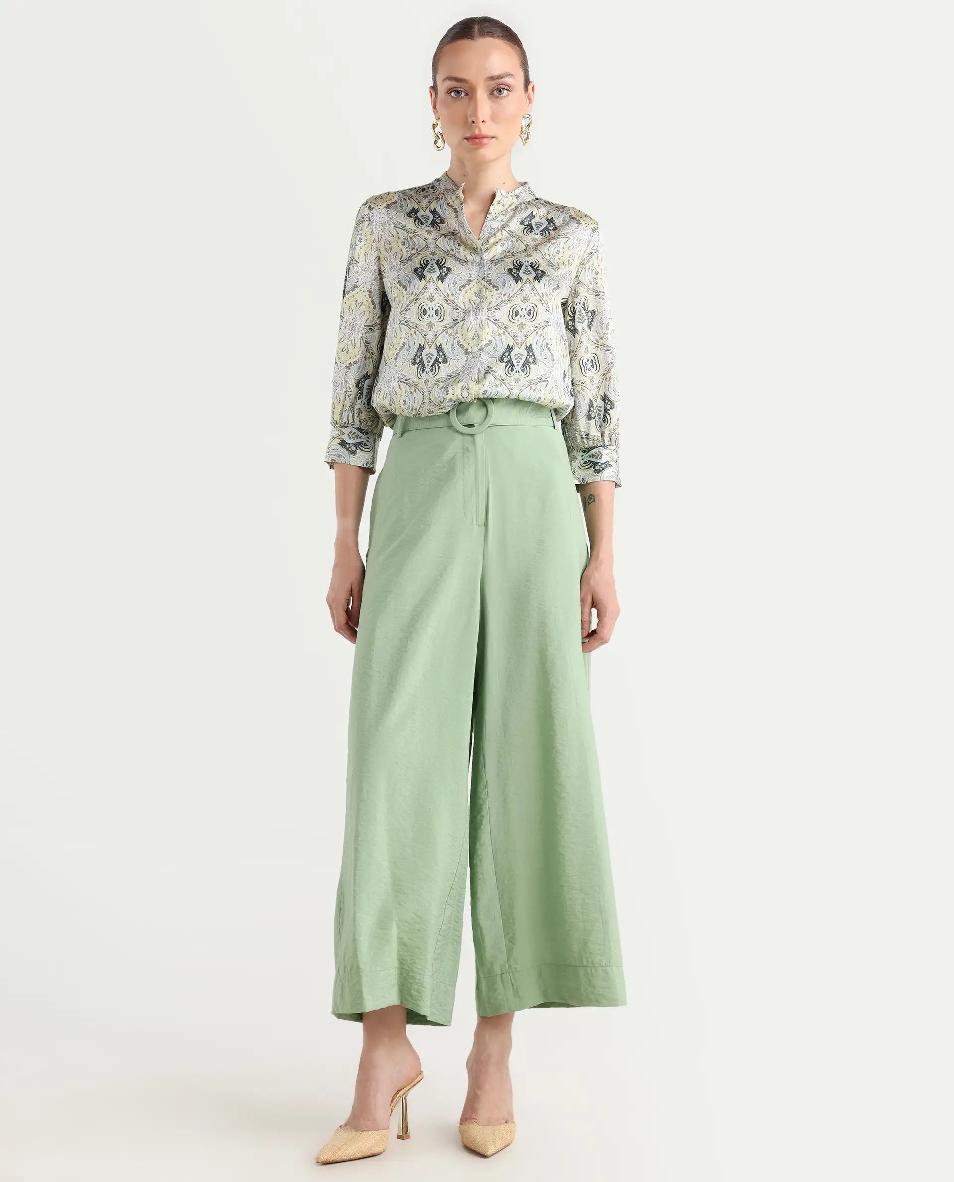 Rareism Women's Millinia Pastel Green Viscose Blend Plain Ankle Length Straight Fit Trouser