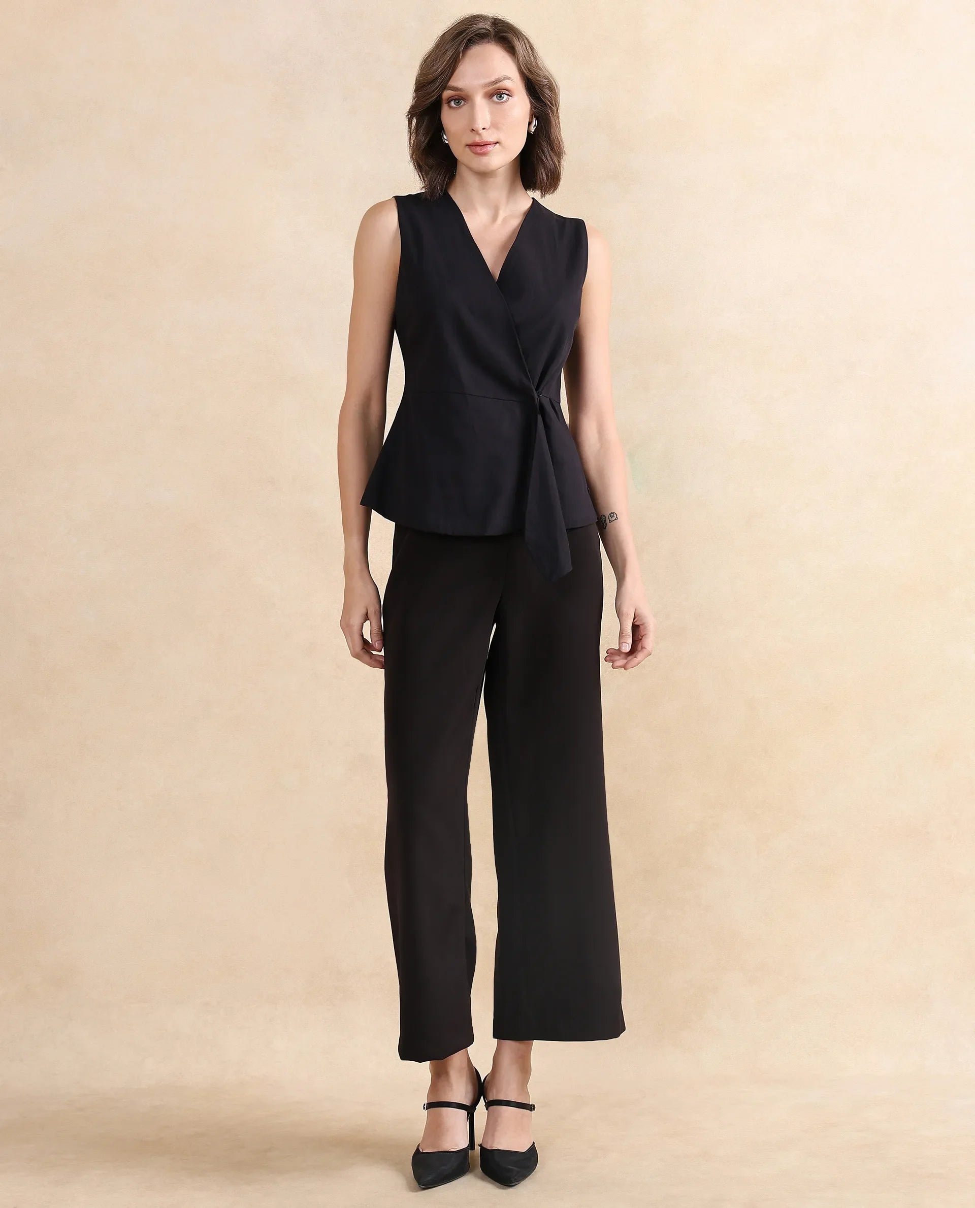 Rareism Women Minato-SC Black Sleeveless Over Lap Neck Plain Top