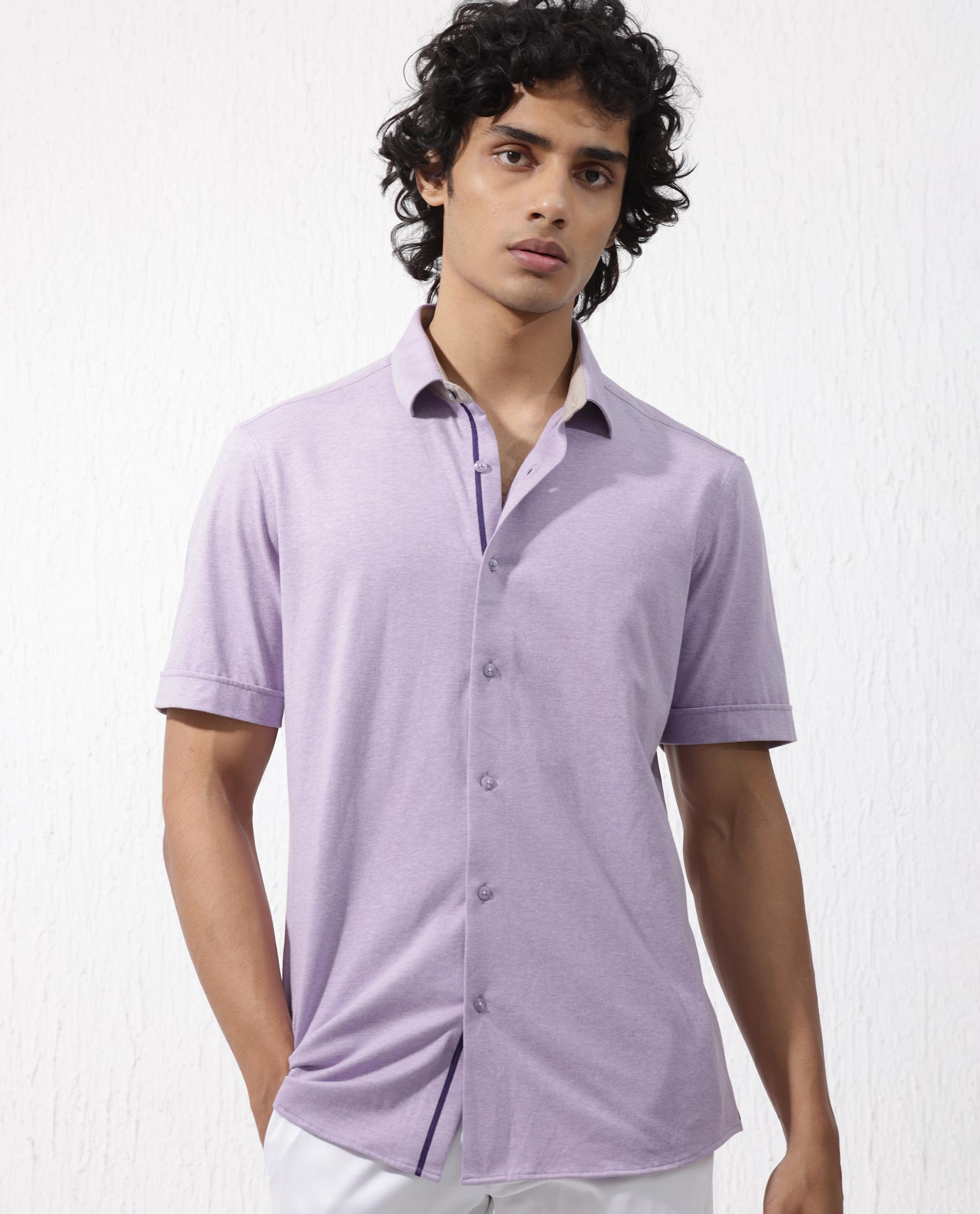 Rare Rabbit Men's Miraje Pastel Purple Cotton Fabric Half Sleeves Solid Melange Shirt