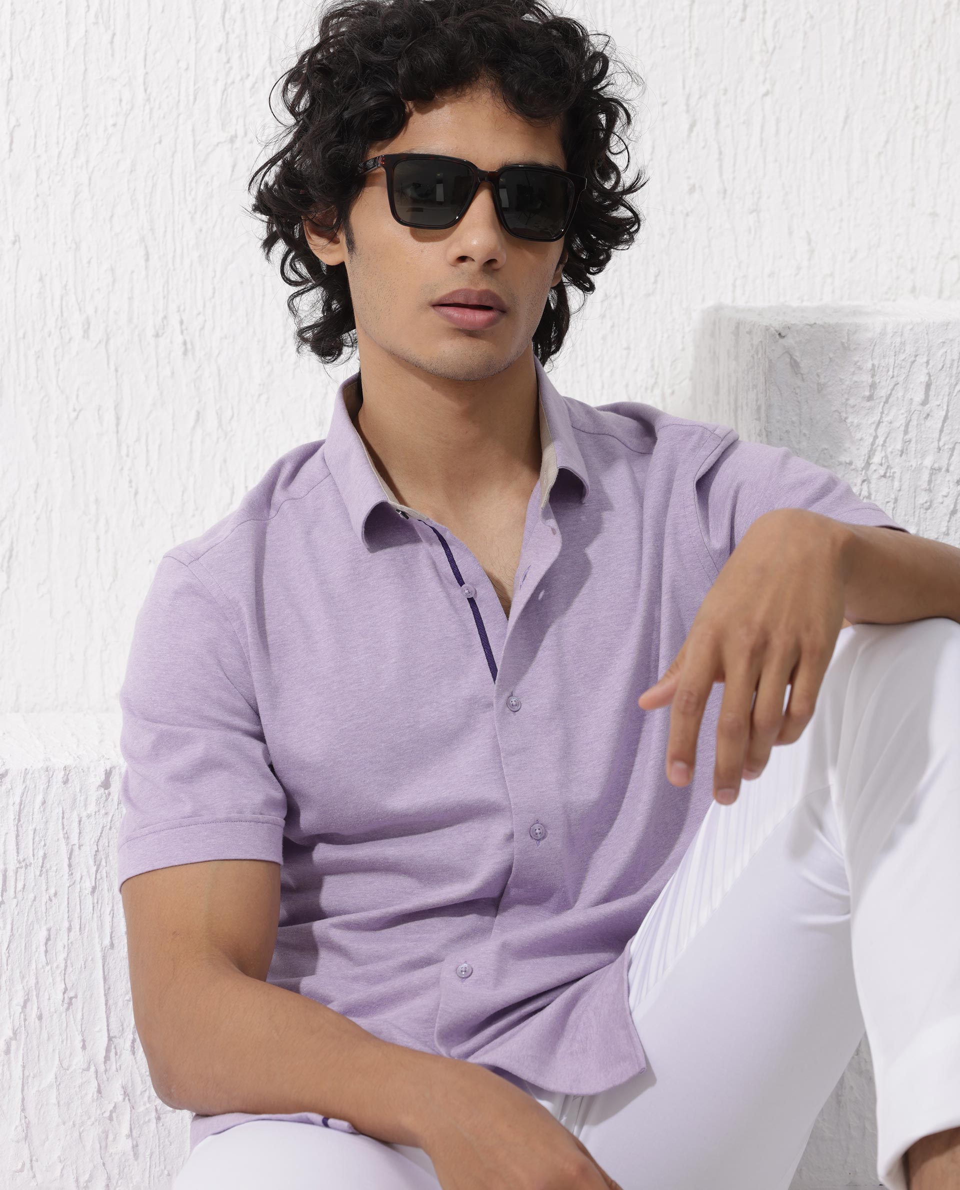 Rare Rabbit Men's Miraje Pastel Purple Cotton Fabric Half Sleeves Solid Melange Shirt