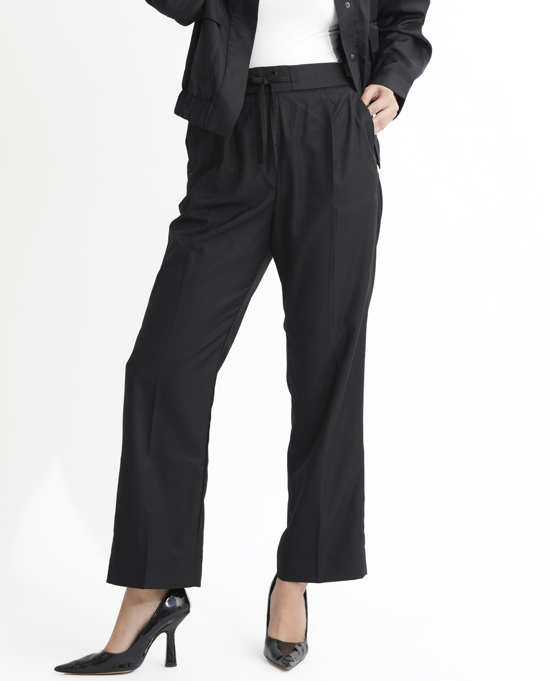 Rareism Women Miza Black Tailored Fit High Rise Solid Ankle Length Trousers