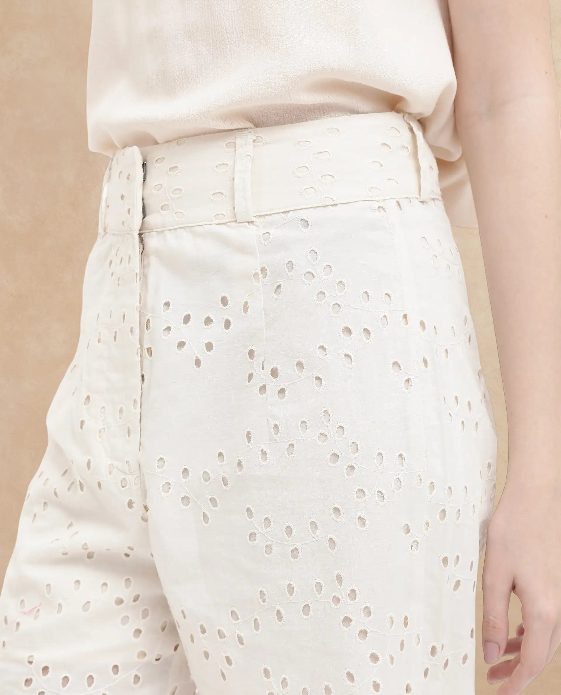 Rareism Women's Montana-B Light Off White Cotton Plain Regular Fit Trouser