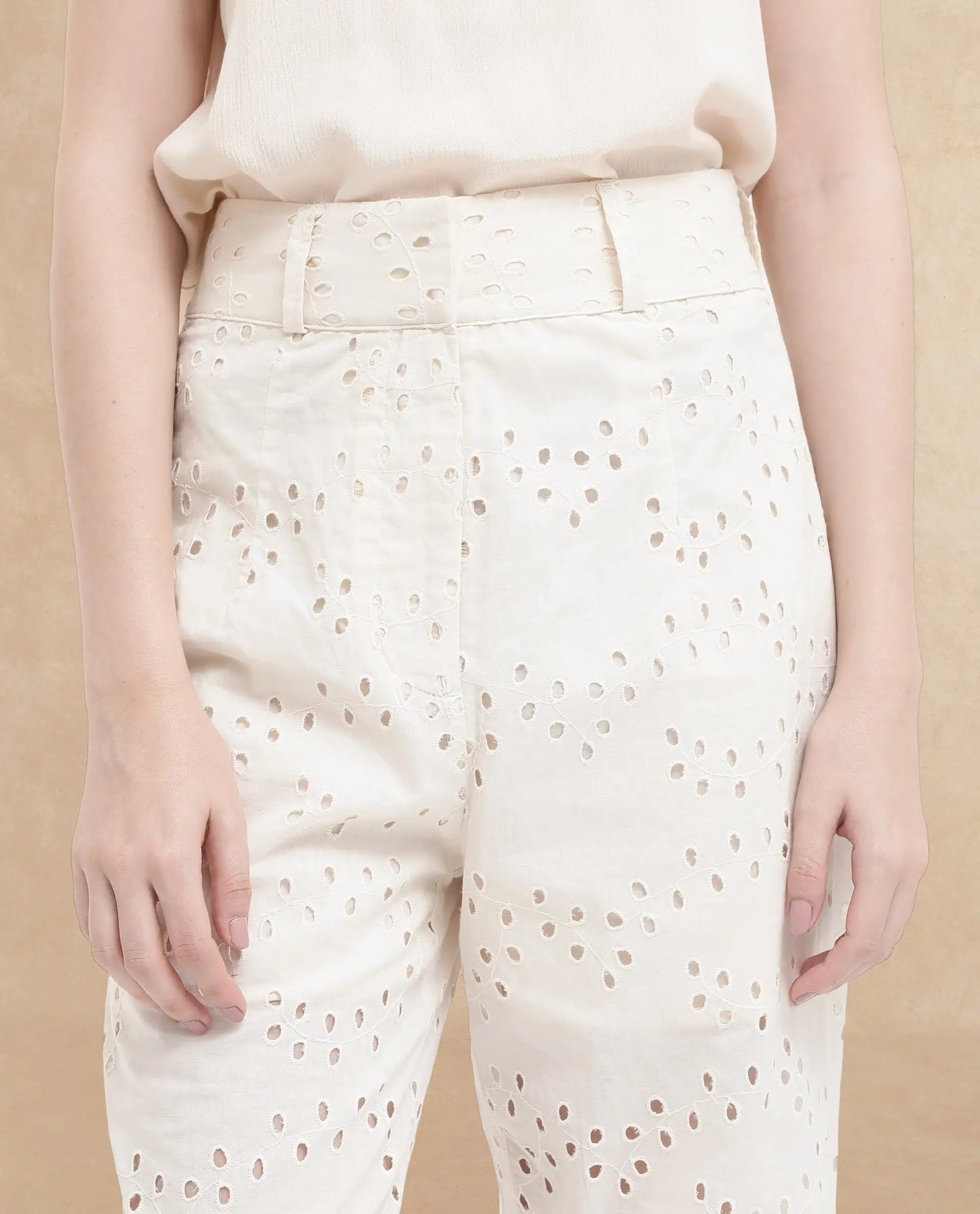 Rareism Women's Montana-B Light Off White Cotton Plain Regular Fit Trouser