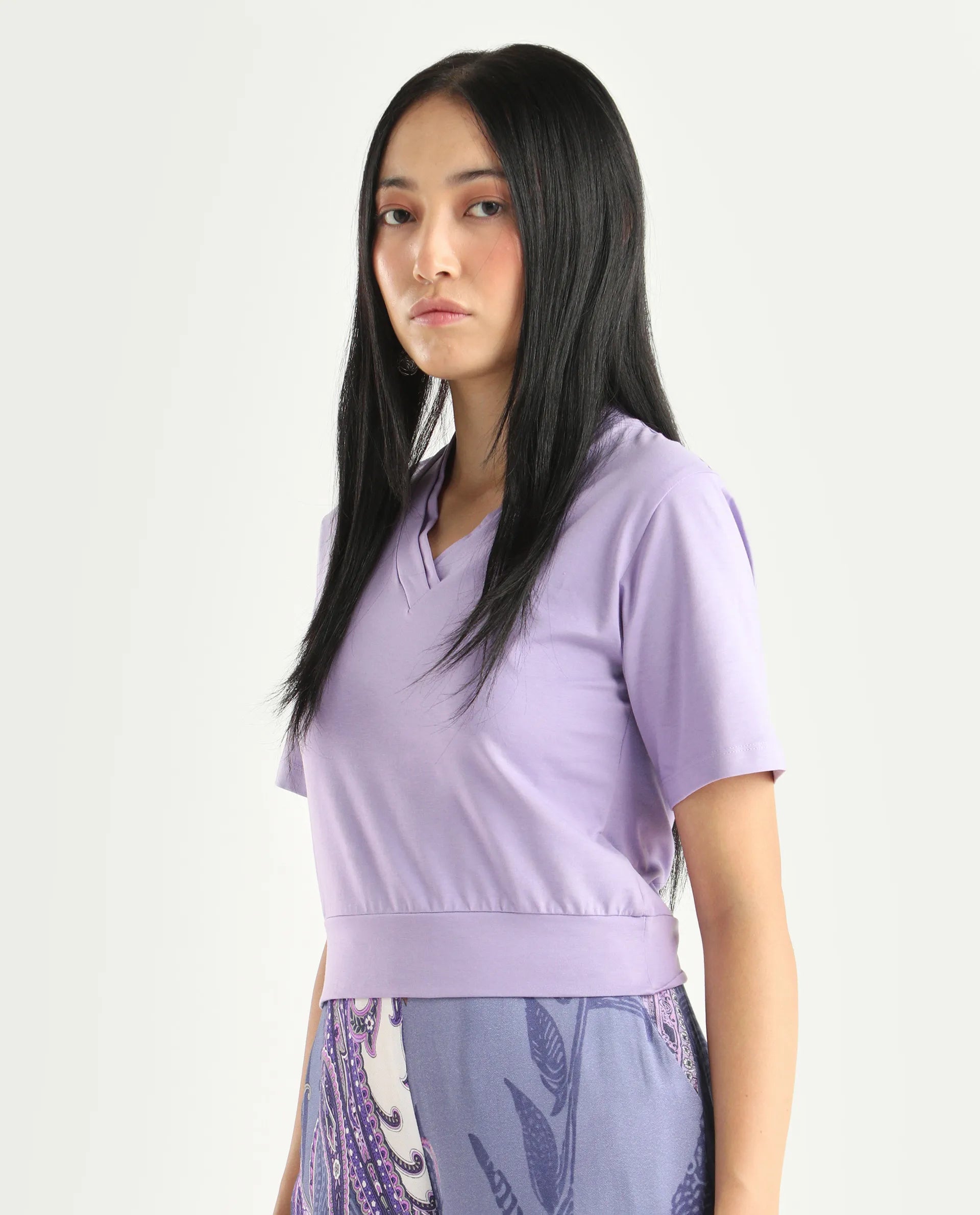 Rareism Women's Moonray Light Purple Knit V-Neck Plain Regular Fit Top