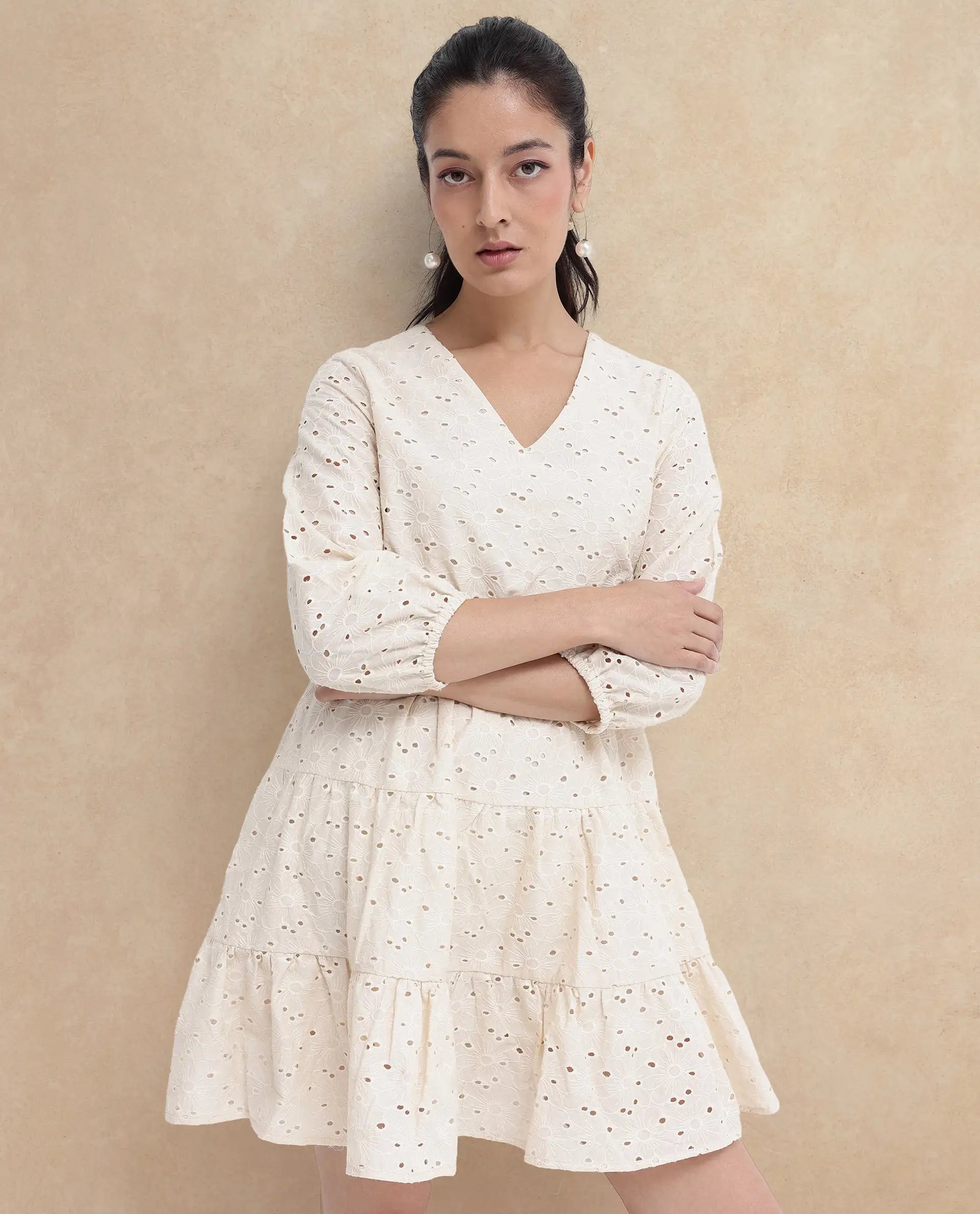 Rareism Women's Mosilo Off White V-Neck Zipper Closure Balloon Sleeve Plain Fit And Flare Knee Length Dress