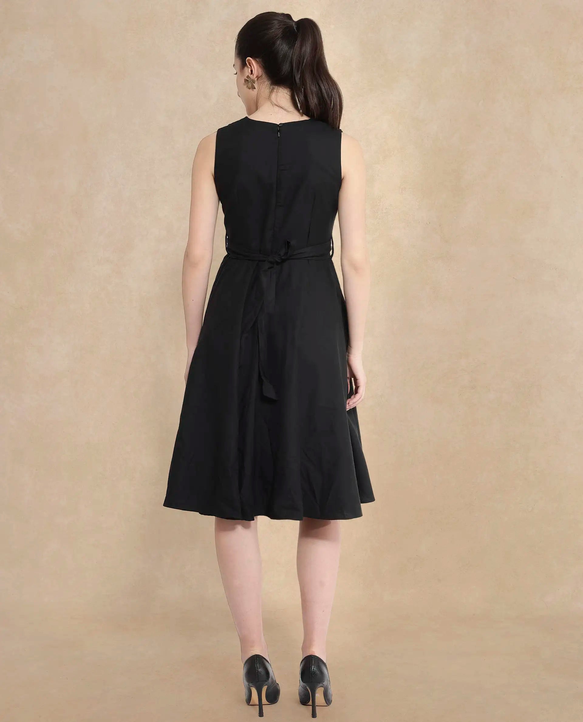 Rareism Women Mulana Black Sleeveless Round Neck Zipper A-Line Plain Midi Dress