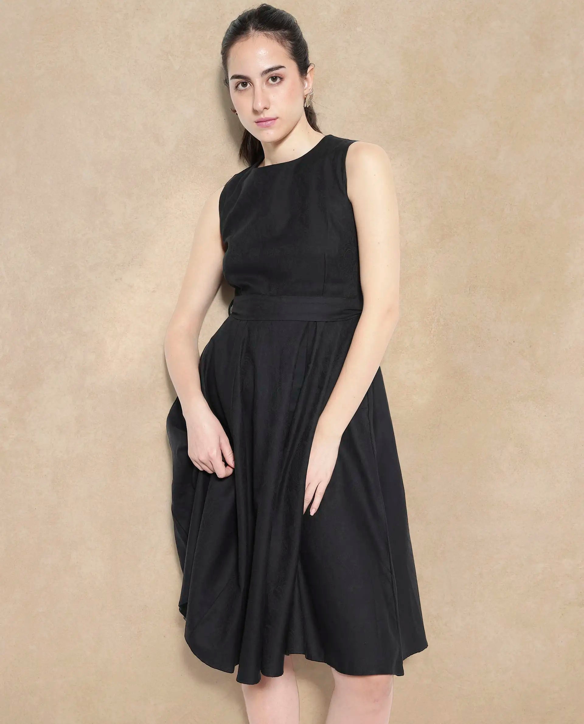 Rareism Women Mulana Black Sleeveless Round Neck Zipper A-Line Plain Midi Dress