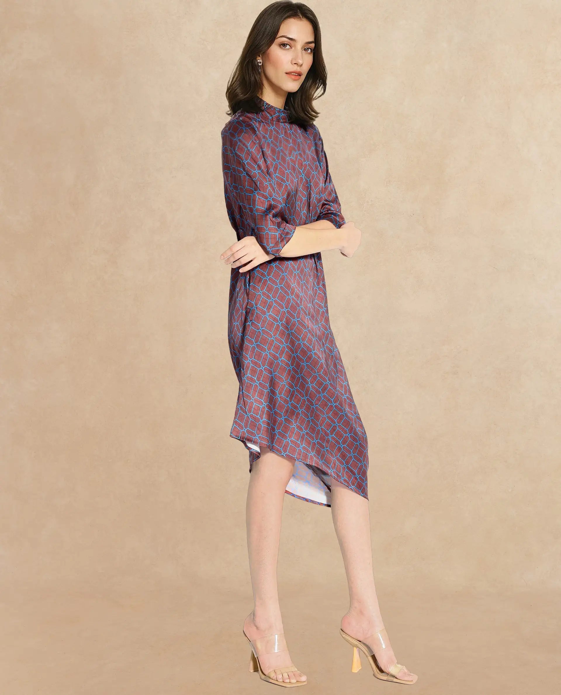 Rareism Women Mullivio Brown 3/4Th Sleeve High Neck Zipper Relaxed Fit Geometric Print Midi Dress