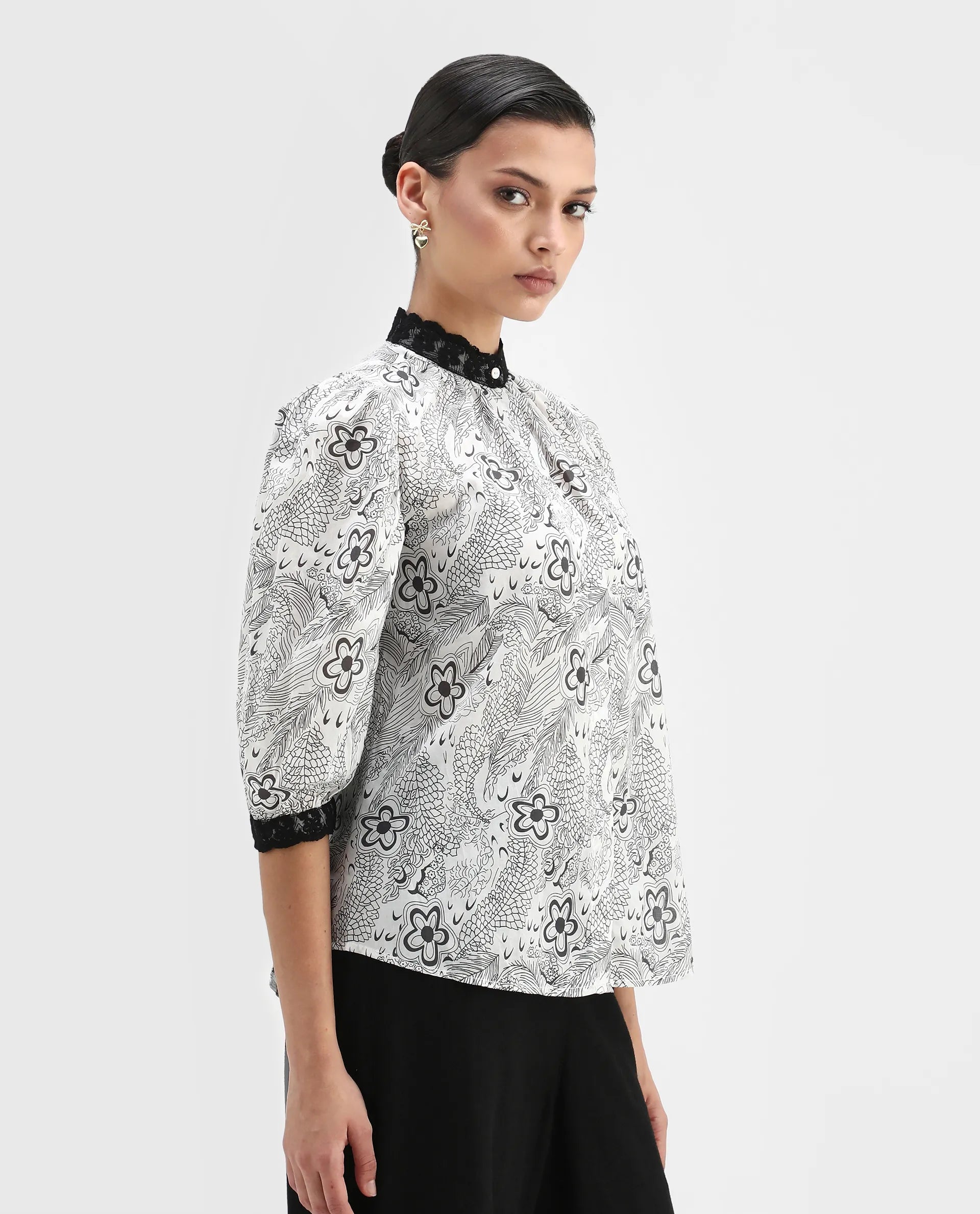 Rareism Women's Museo White Cotton Mandarin Collar Floral Print Puff Sleeves Regular Fit Top