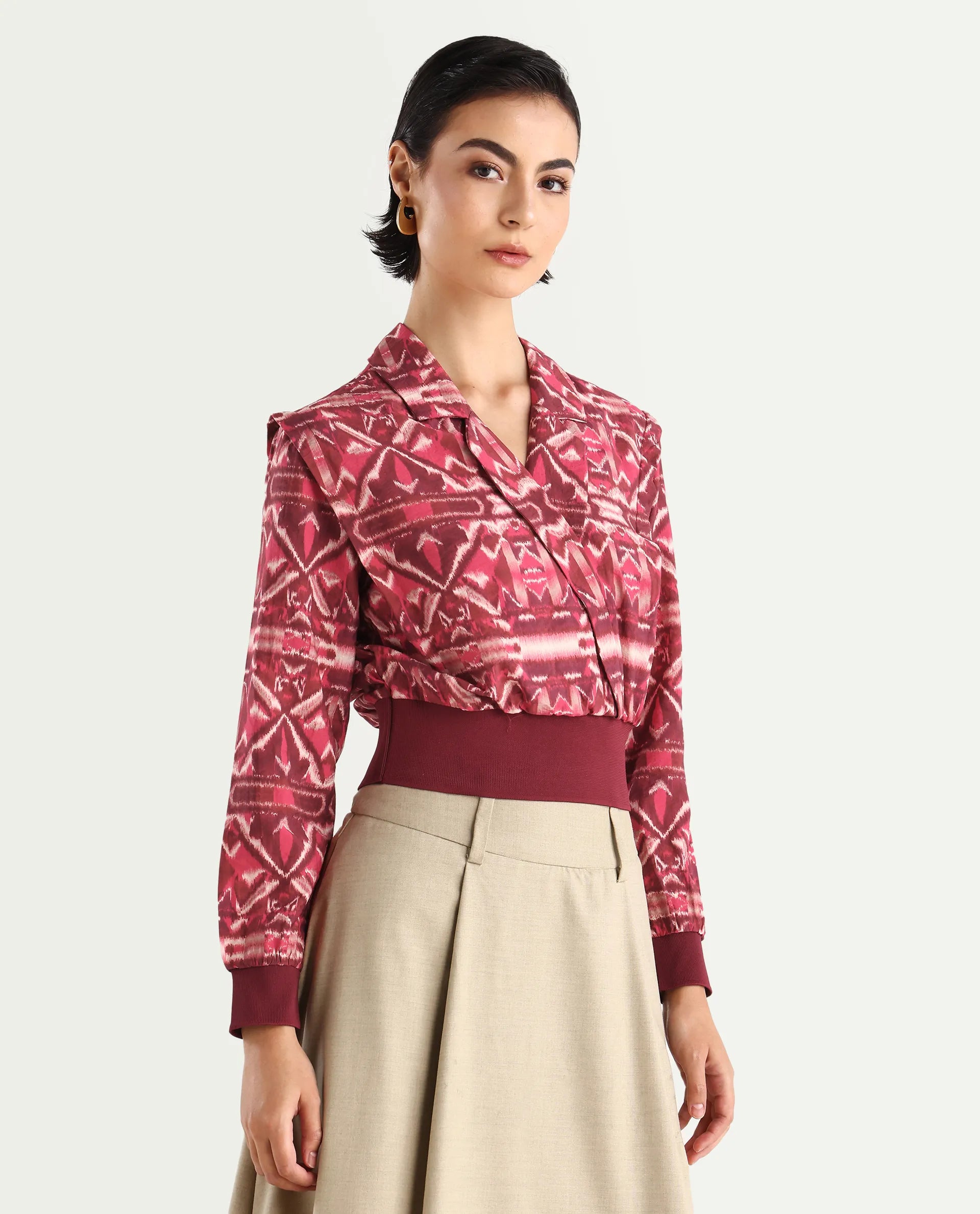 Rareism Women's Mus Multi Nylon Blend V-Neck Abstract Print Cuffed Sleeve Regular Fit Top