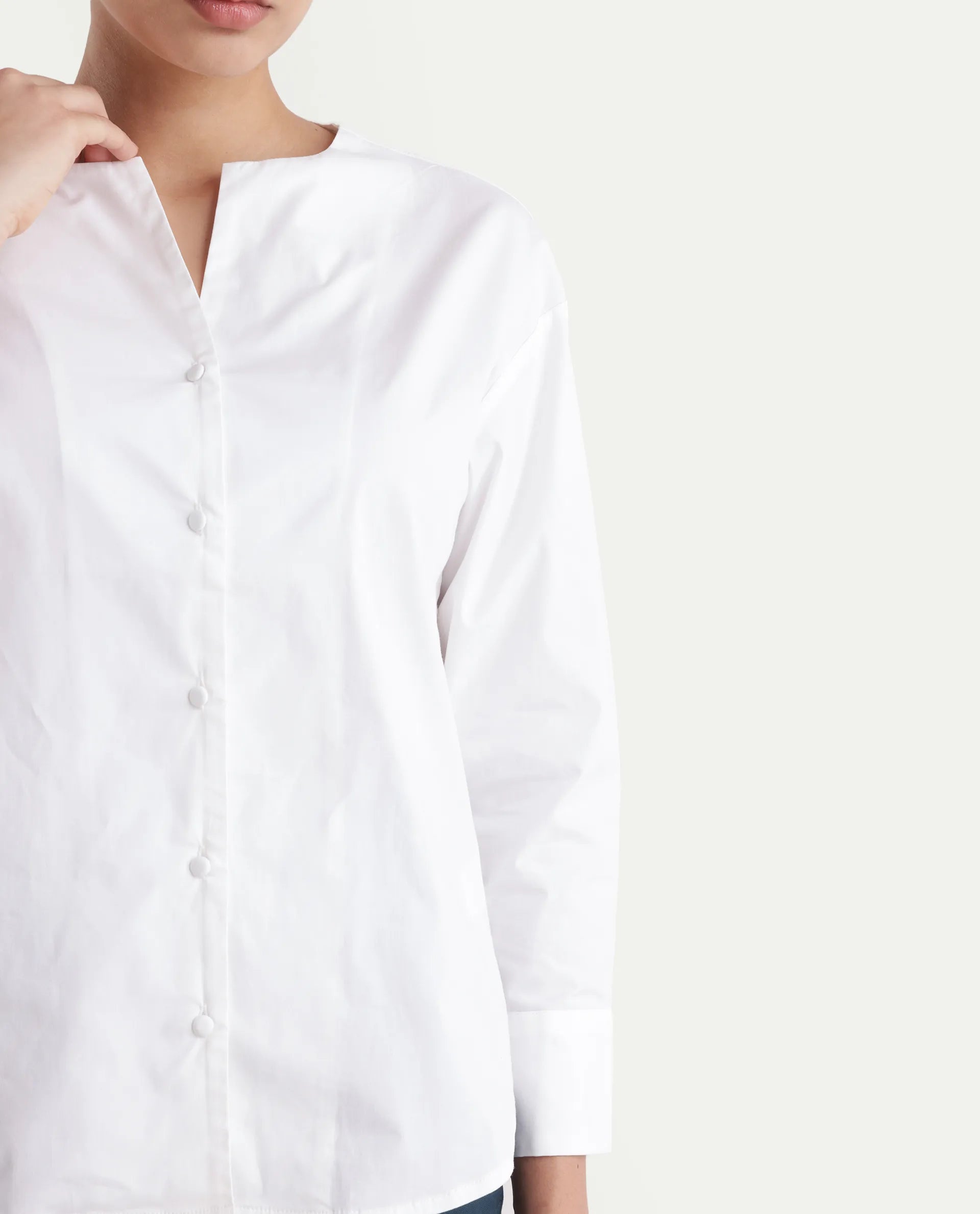 Rareism Women's Nagoya White Cotton Blend Crew Neck Plain Cuffed Sleeve Regular Fit Top