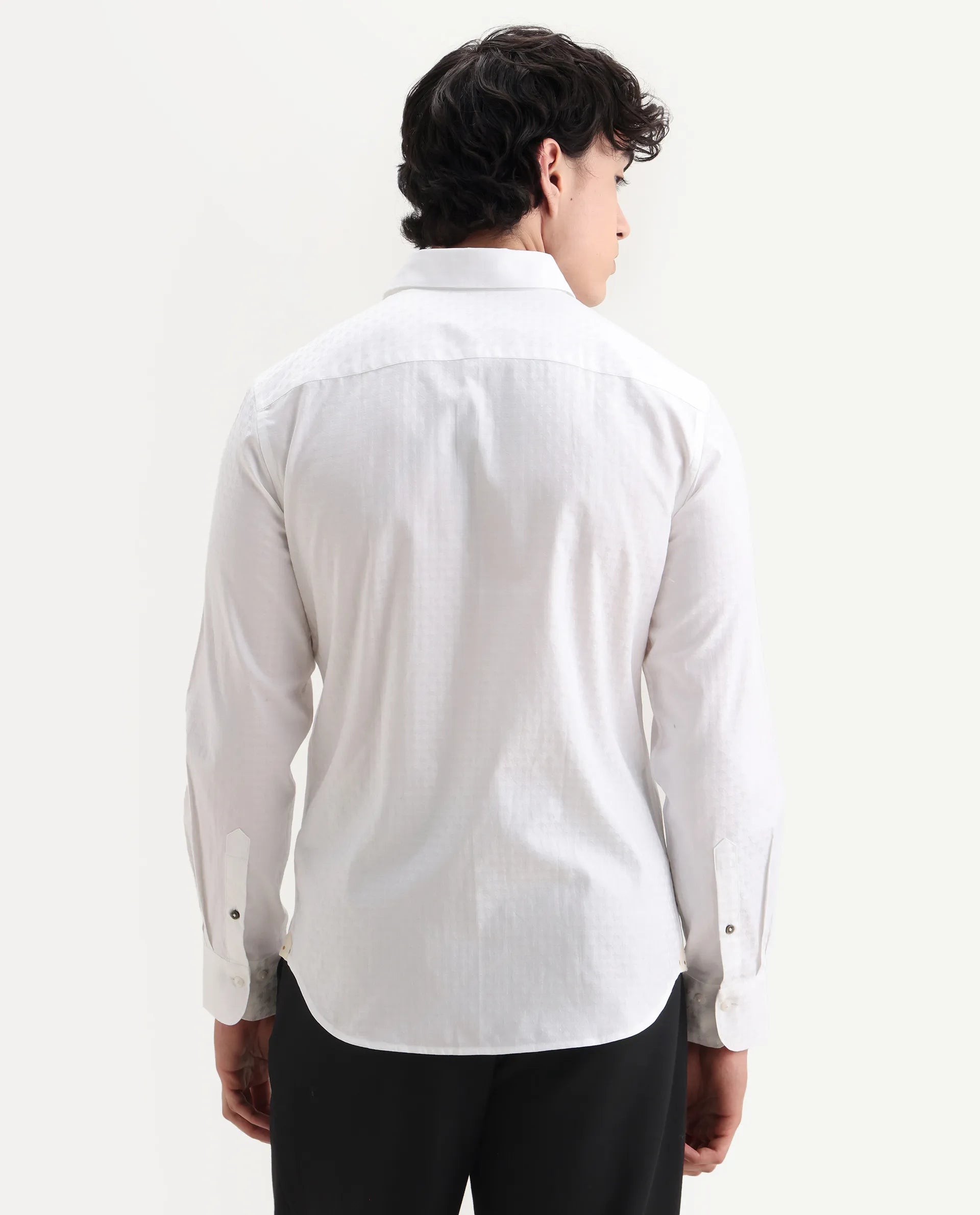 Rare Rabbit Men's Narb White Cotton Spread Collar Fit And Flare Jacquard Shirt