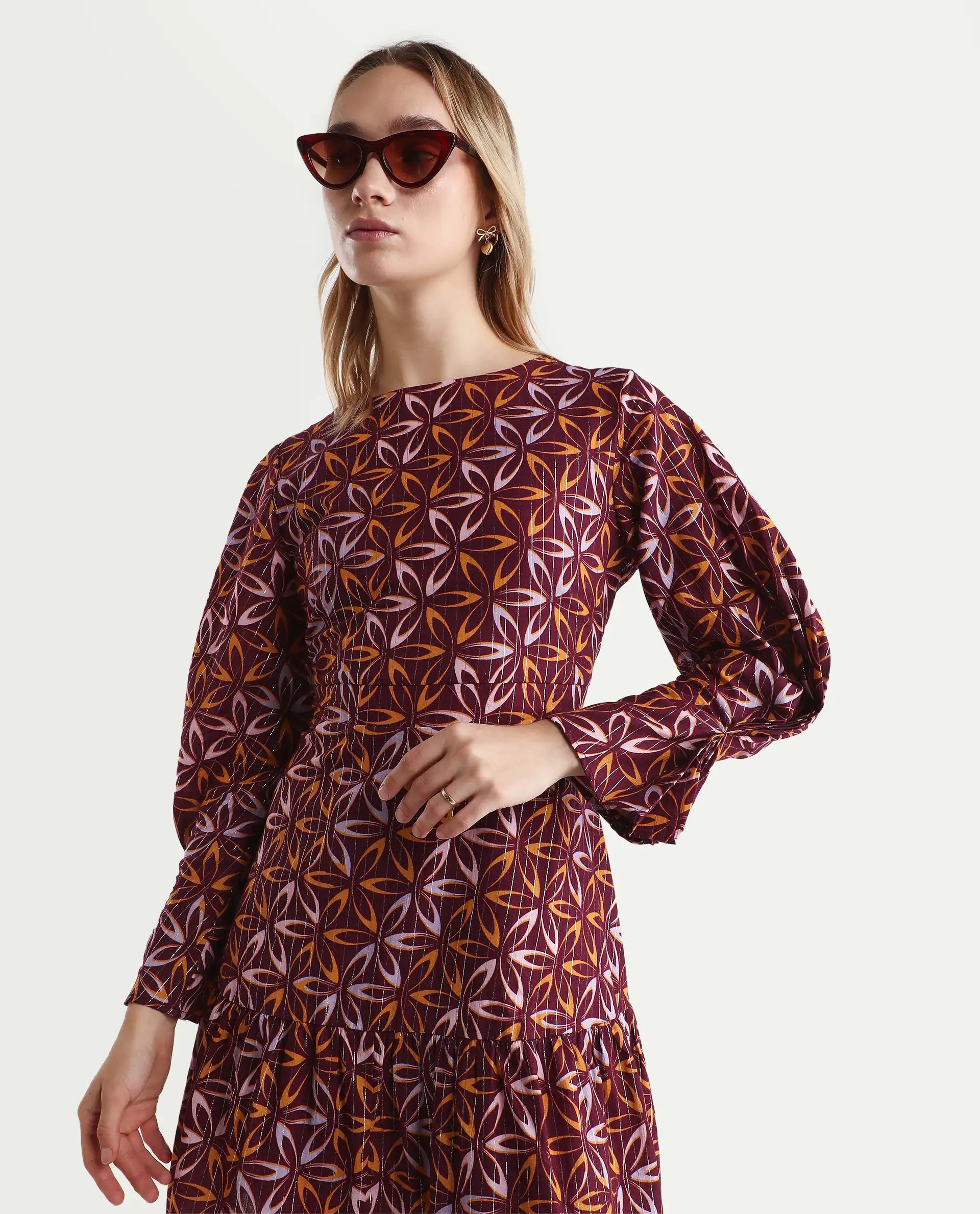 Rareism Women's Nesia Multi Cotton Sweetheart Neck Geometric Print Puff Sleeves Knee Length Tiered Dress