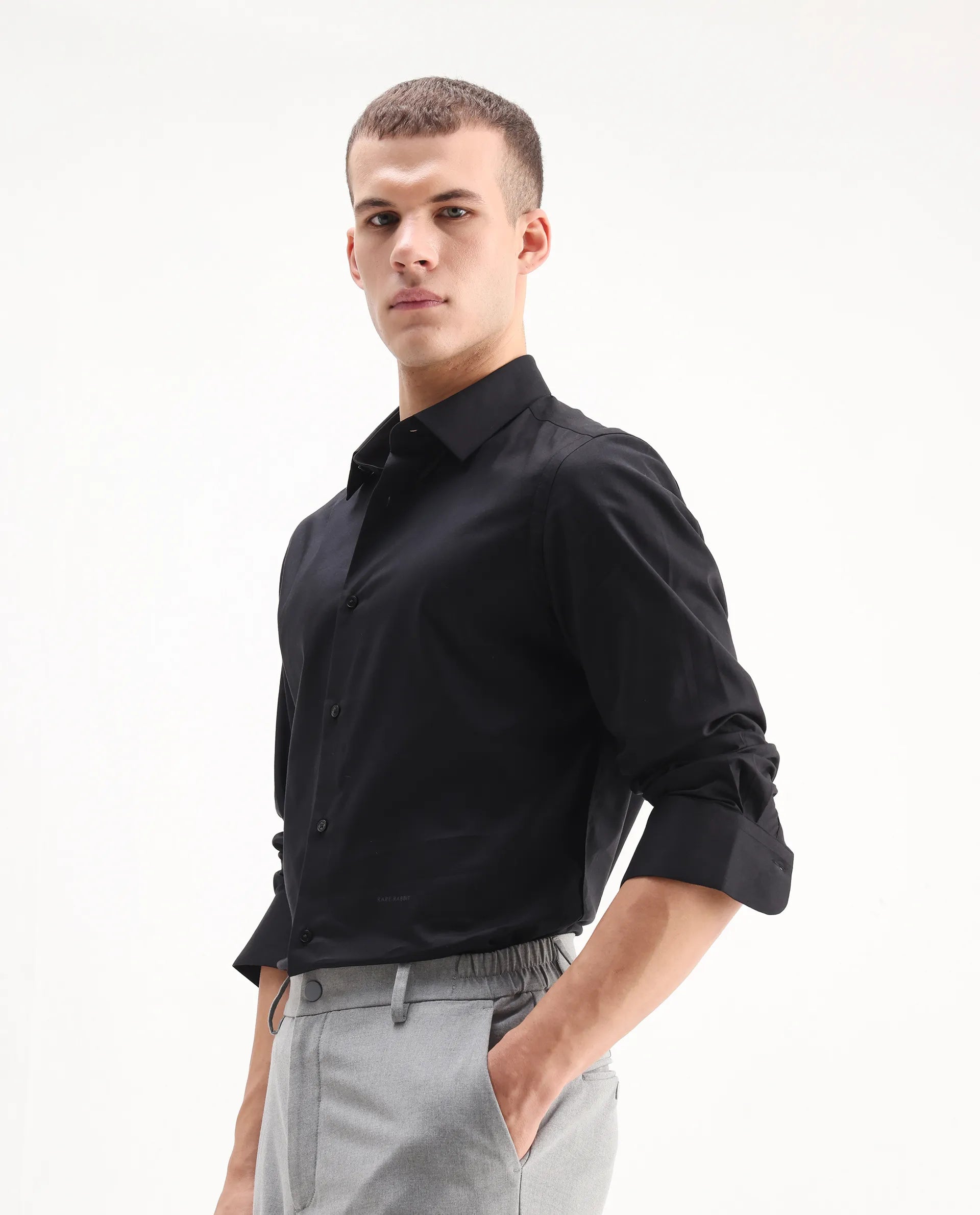 Rare Rabbit Men's Newton 25 Black Cotton Blend Plain Regular Fit Full Sleeve Collared Shirt