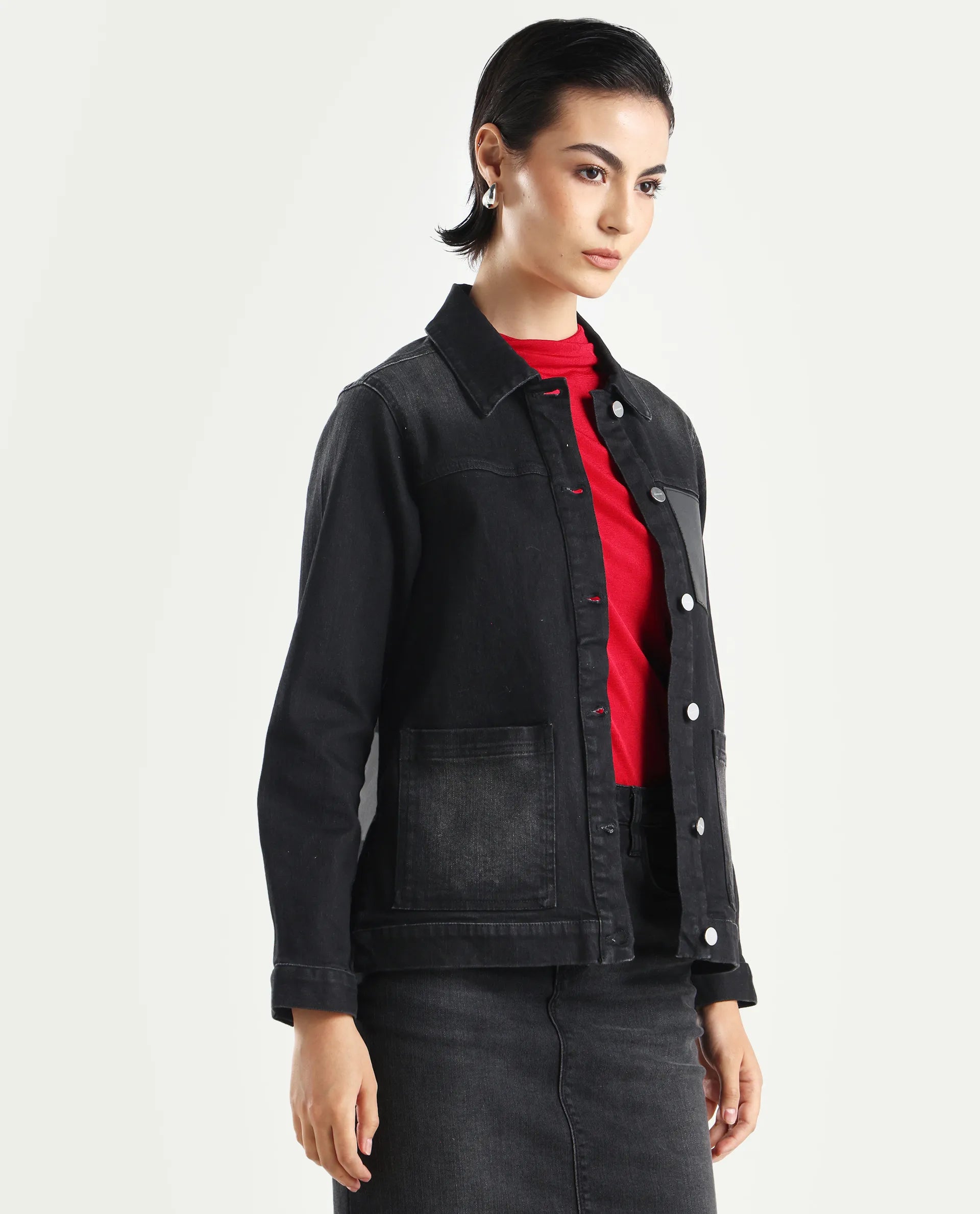 Rareism Women's Nexus Black Cotton Blend Spread Collar Plain Cuffed Sleeve Boxy Fit Jacket