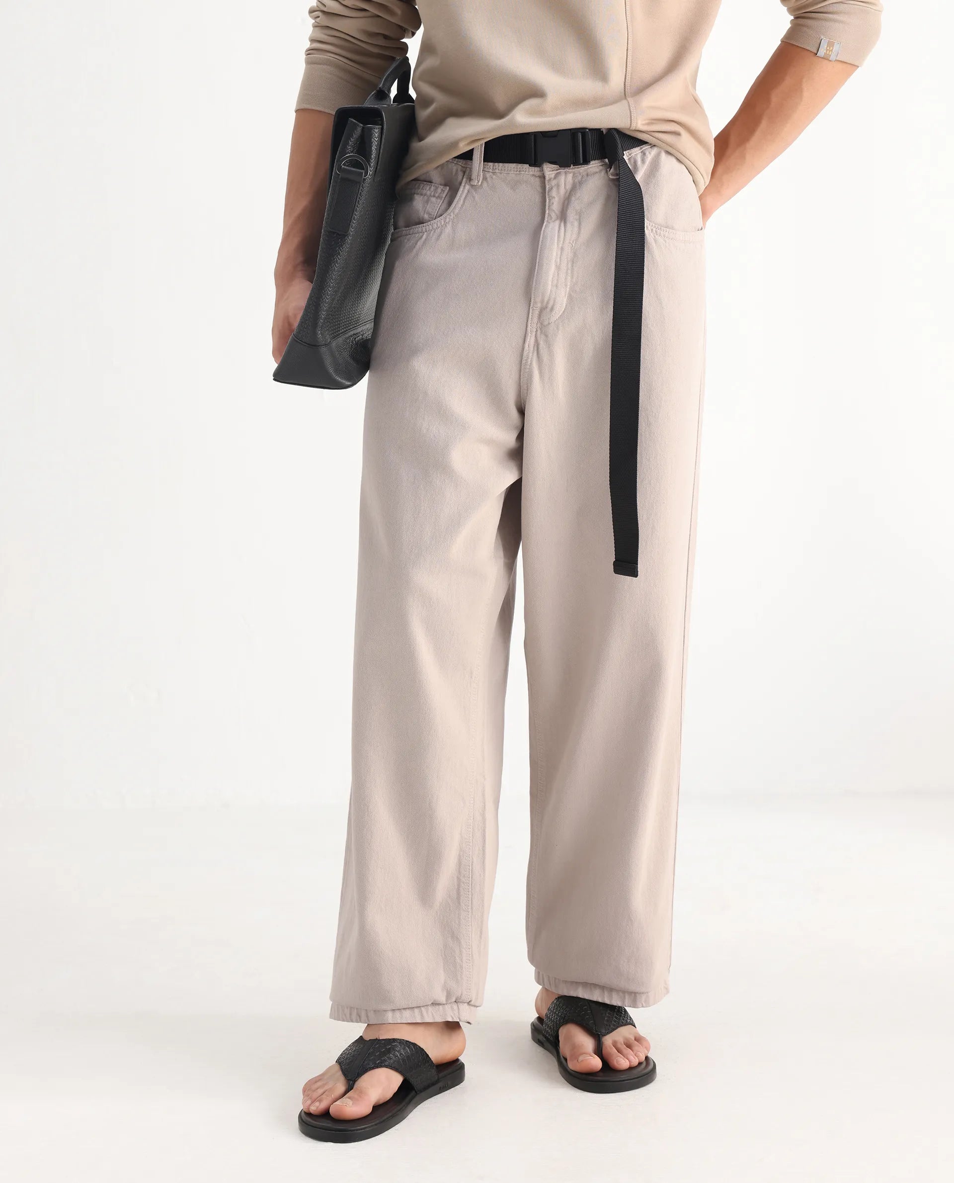 Rare Rabbit Men's Niretor-2 Beige Cotton Plain Baggy Fit Jeans