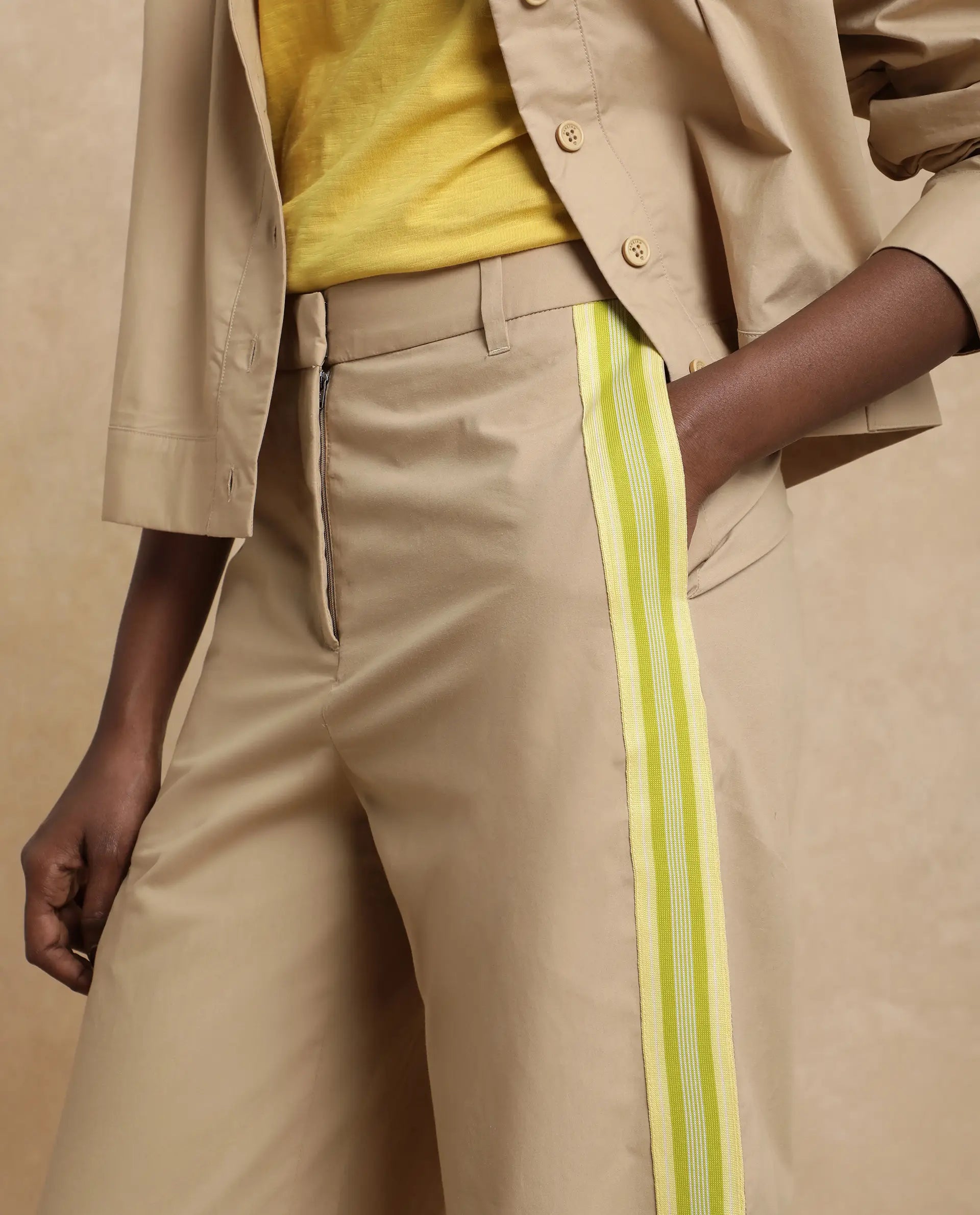 Rareism Women's Nocam B Beige Cotton Plain Ankle Length Wide Trouser