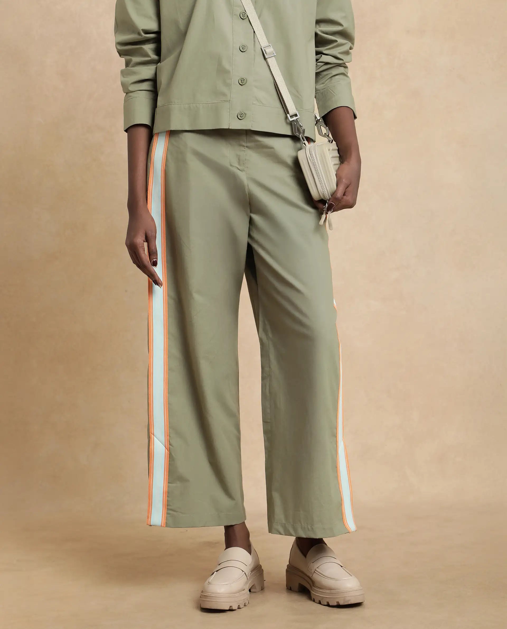 Rareism Women's Nocam B Dusky Green Cotton Plain Ankle Length Wide Trouser