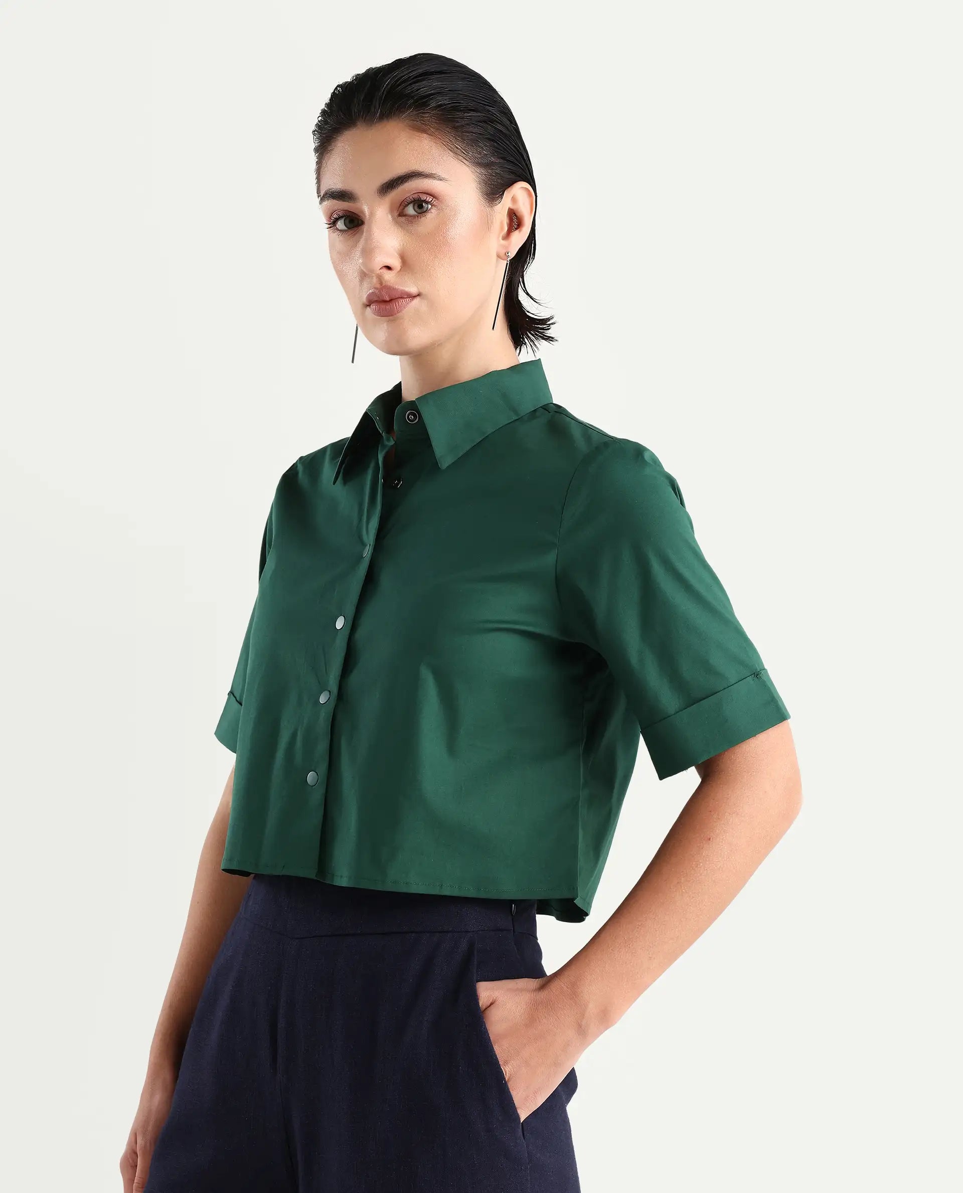Rareism Women's Nomoli Dark Green Cotton Blend Drop Collar Plain Crop Boxy Fit Shirt
