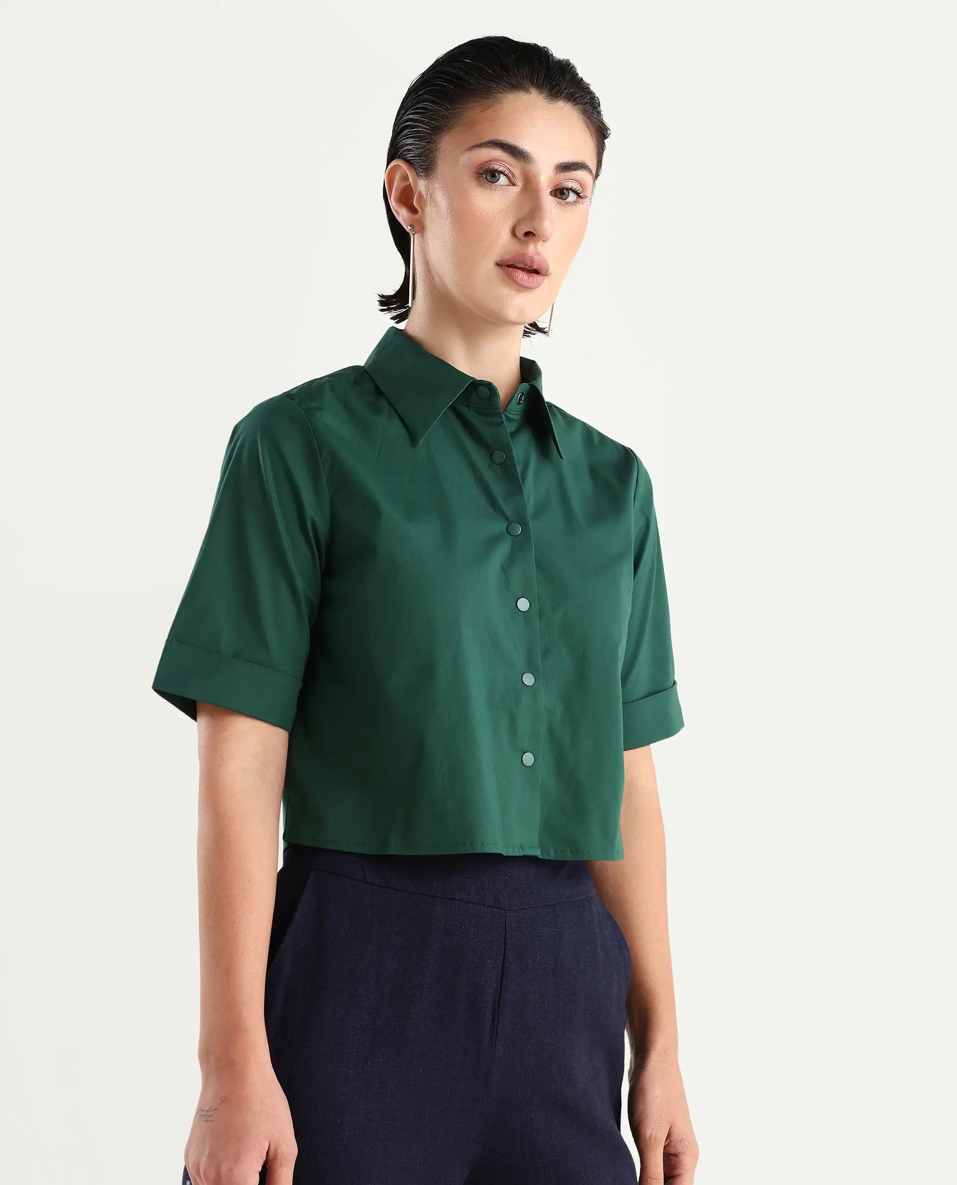 Rareism Women's Nomoli Dark Green Cotton Blend Drop Collar Plain Crop Boxy Fit Shirt