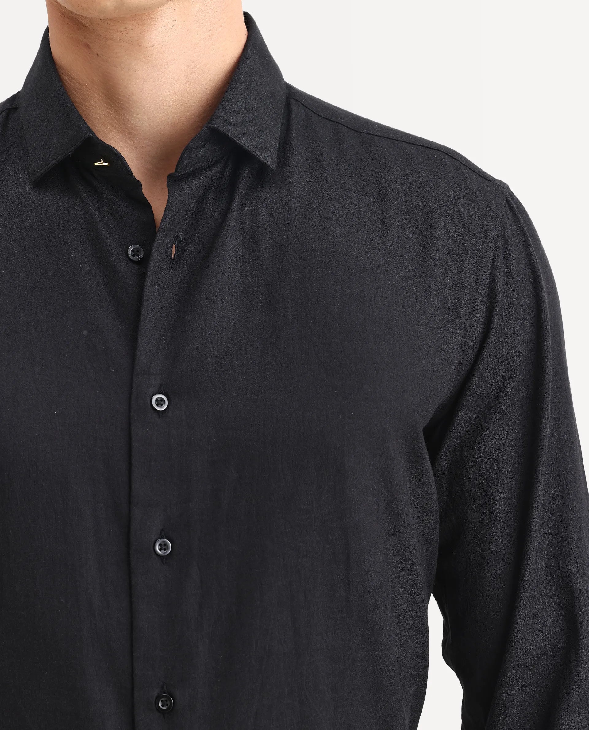 Rare Rabbit Men's Guild Statement Notum Black Cotton Plain Regular Fit Full Sleeve Collared Shirt