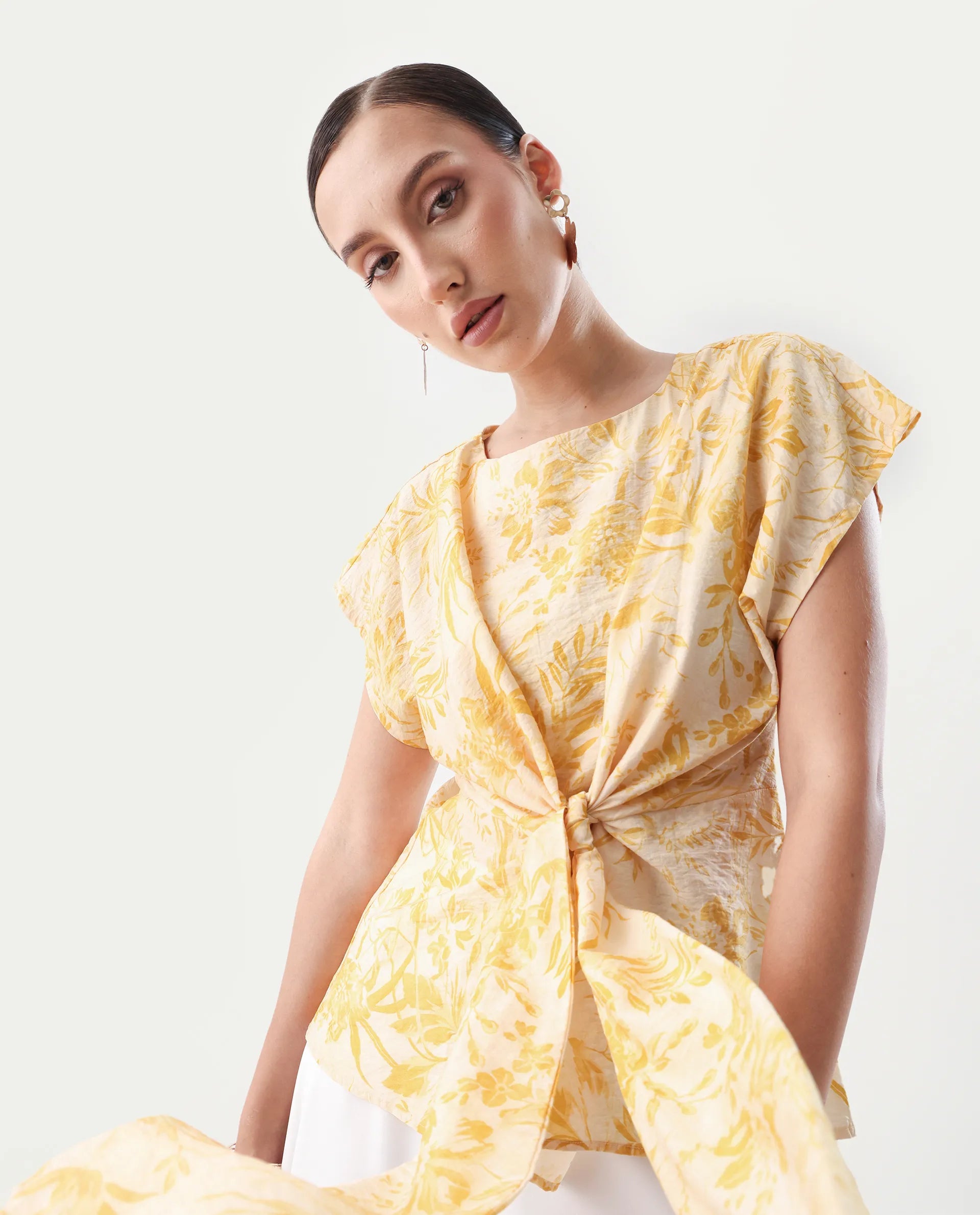 Rareism Women's Nuand Beige Viscose Blend V-Neck Regular Fit Top