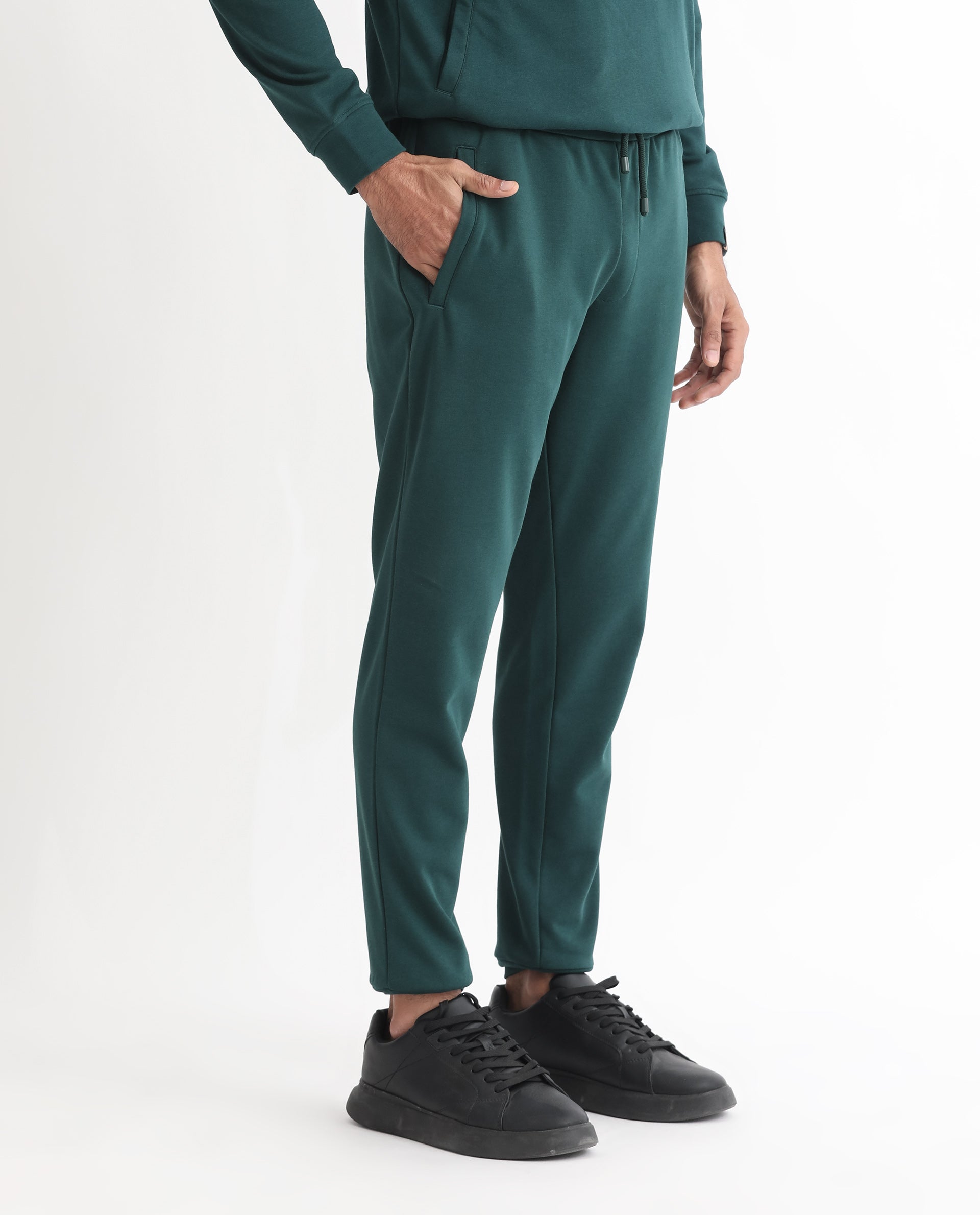 Rare Rabbit Mens Oza Dark Green Cotton Polyester Fabric Drawstring Closure Regular Fit Mid Rise Trackpant