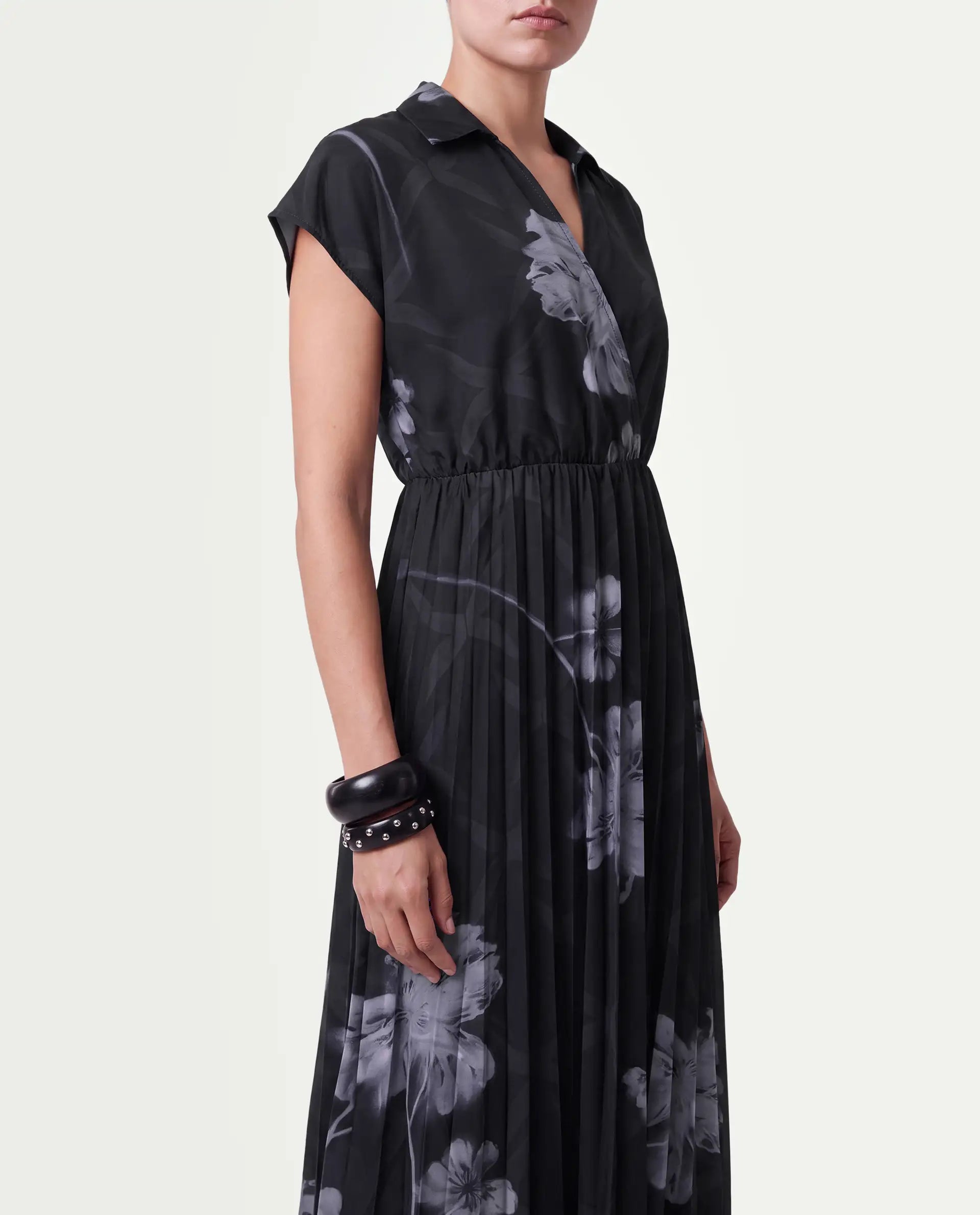 Rareism Women's Omago Black Polyester Pull-On Wrap Floral Print Dress