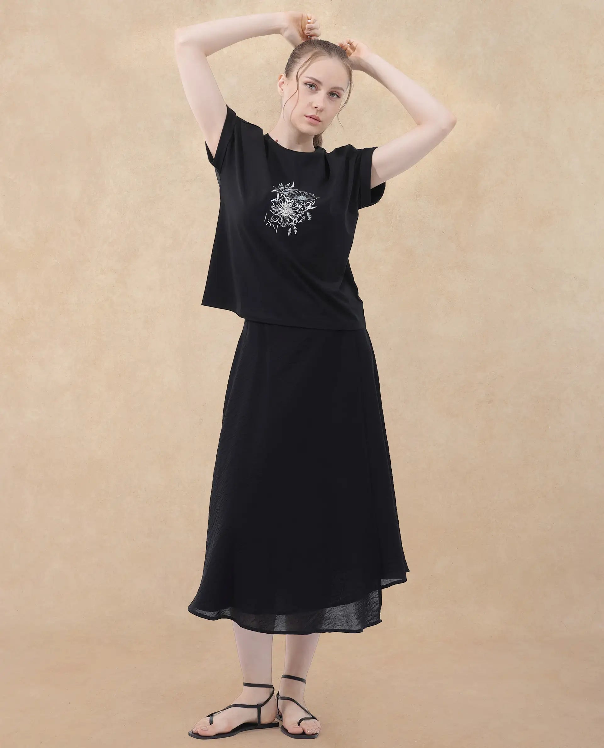 Rareism Women Ophili Black Cotton Elastane Fabric Crew Neck Knit Solid T-Shirt