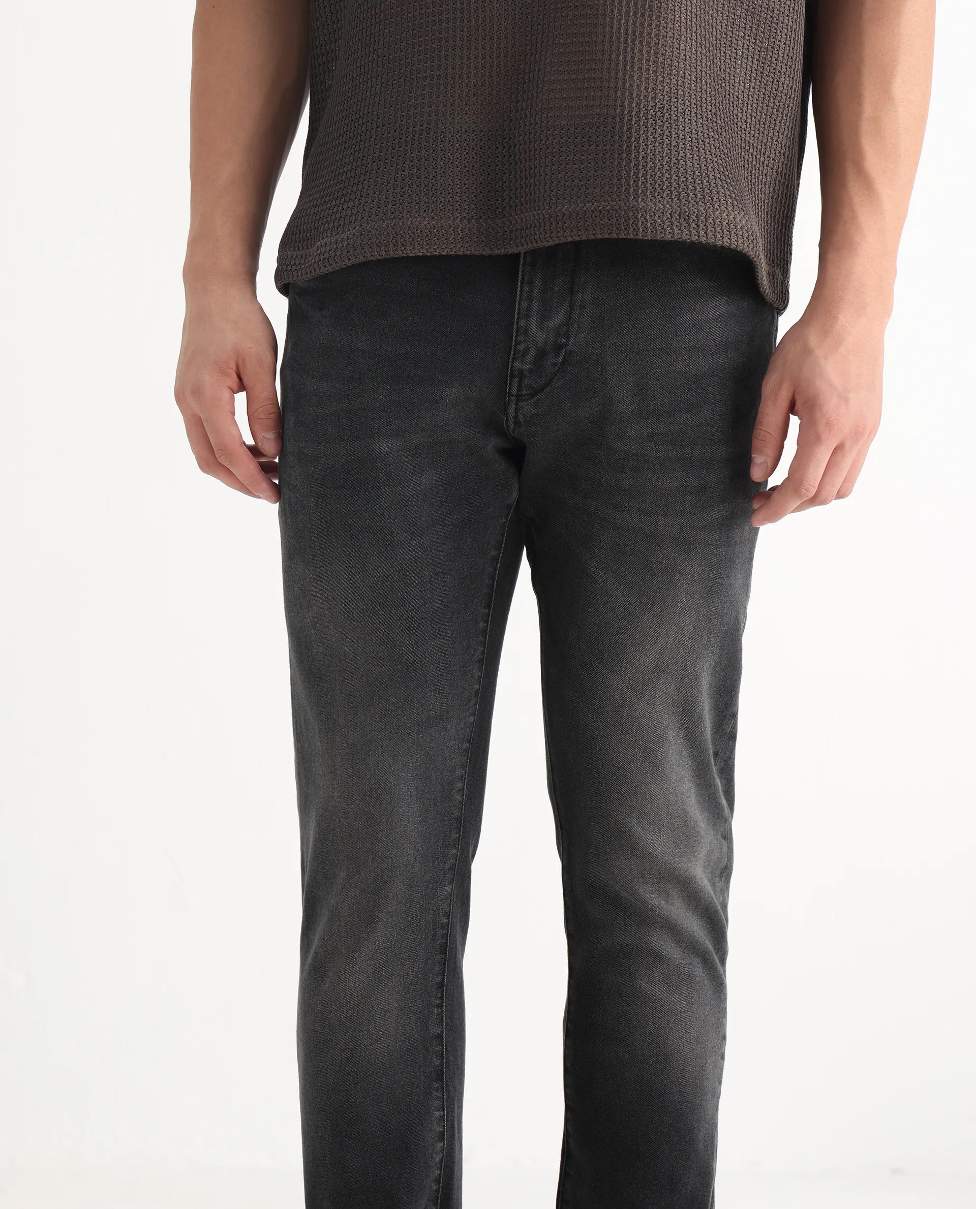 Rare Rabbit Men's Oris Black Cotton Blend Plain Hawk Slim Fit Jeans