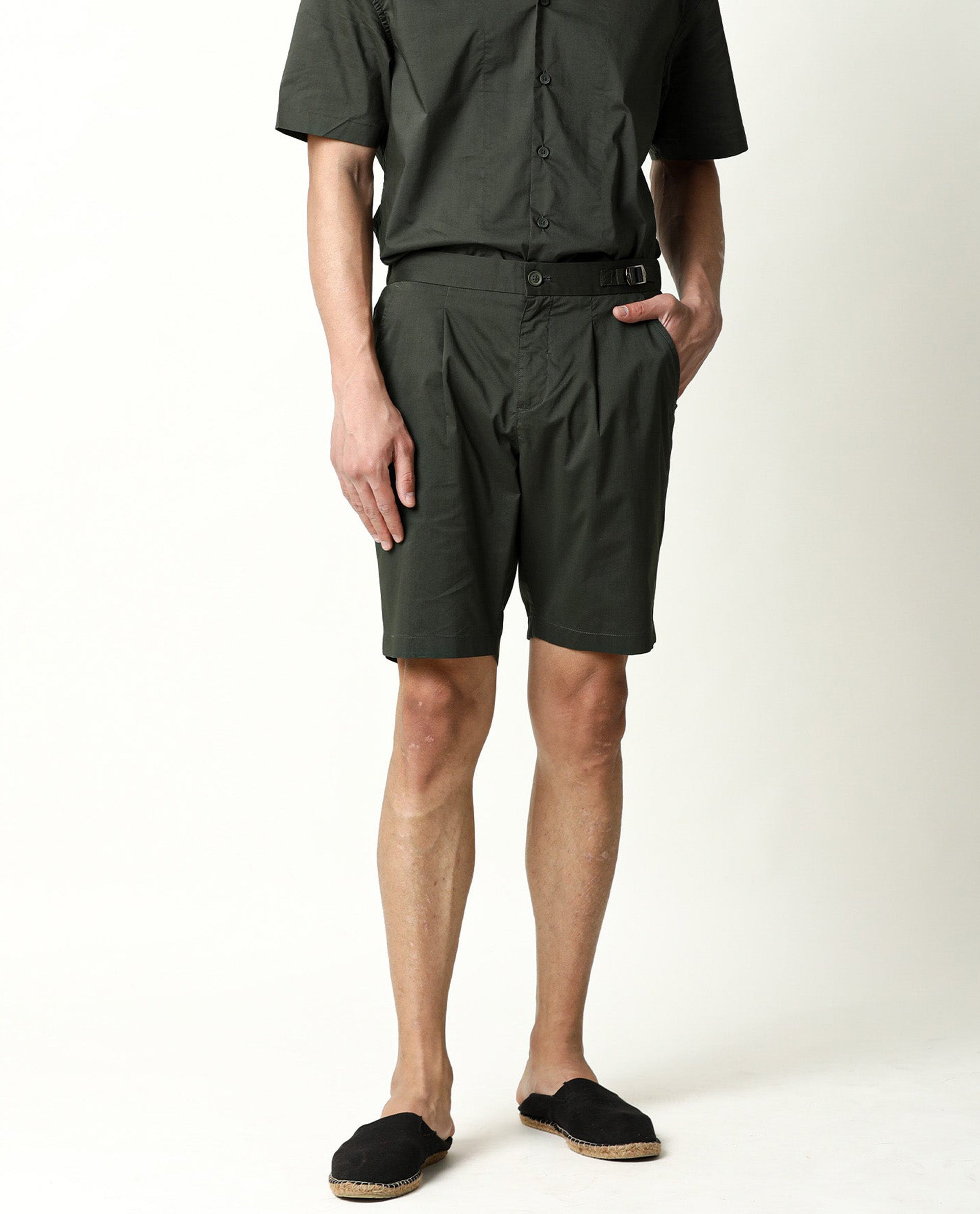 Rare Rabbit Men's Osaka Olive Slim Fit Mid Rise Waist Button & Zip Closure Shorts