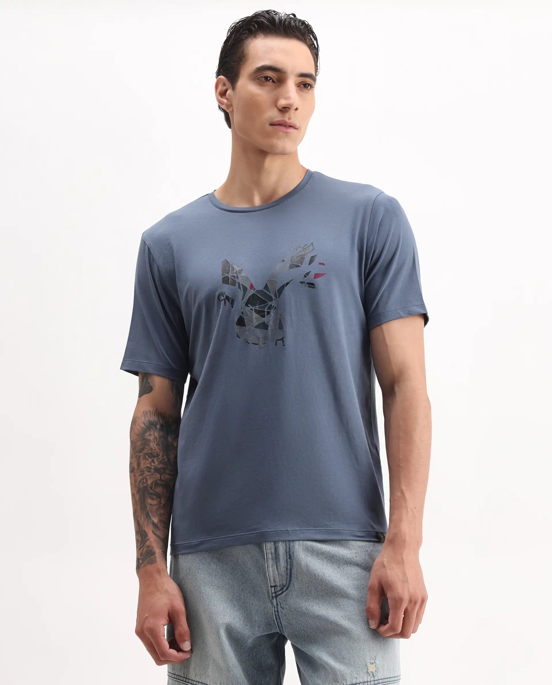 Rare Rabbit Men's Ozan Dusky Blue Cotton Blend Graphic Print Regular Fit Half Sleeve Crew Neck T-Shirt