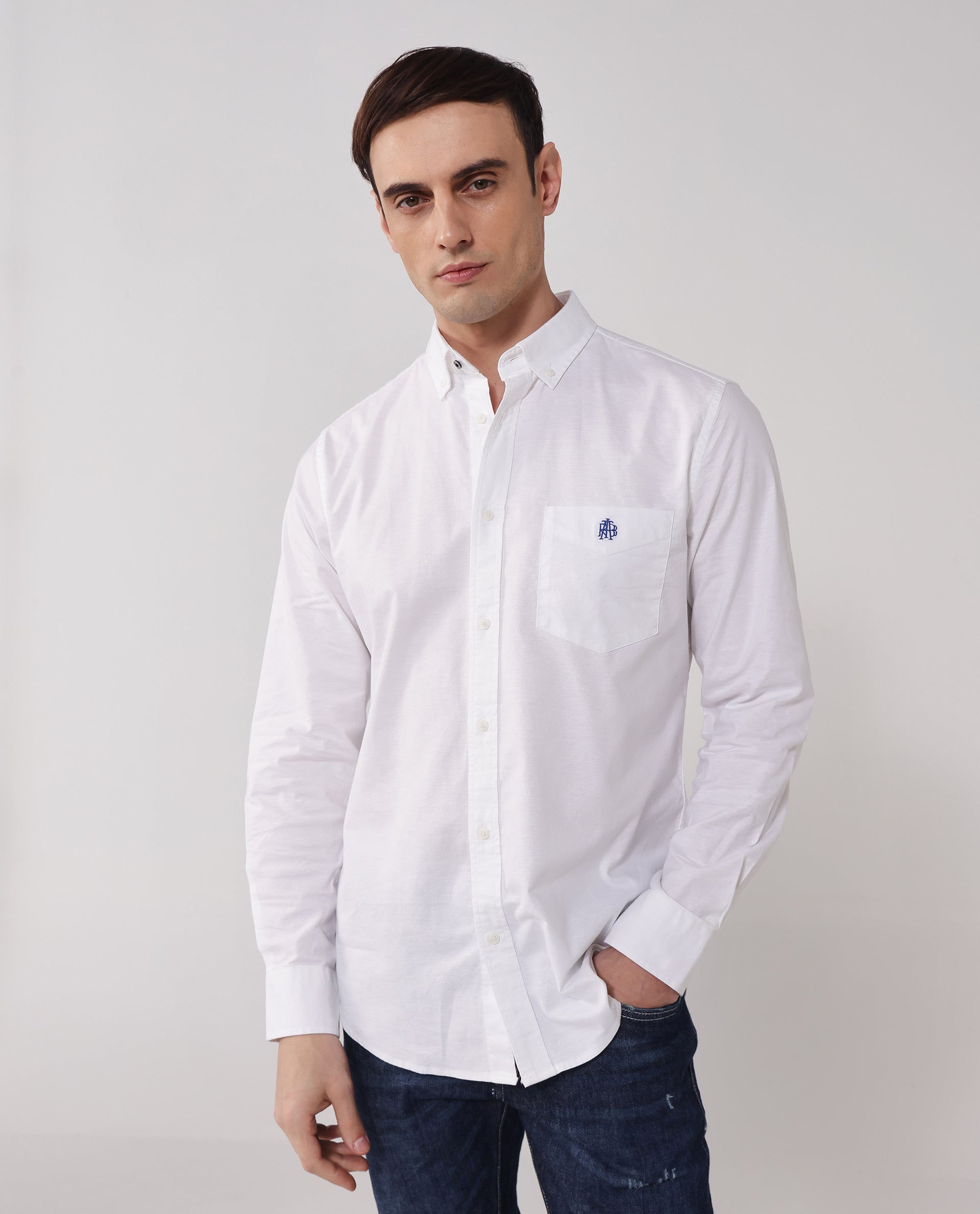 Rare Rabbit Men Oxob White Full Sleeve Collared Neck Button Closure Regular Fit Plain Shirt