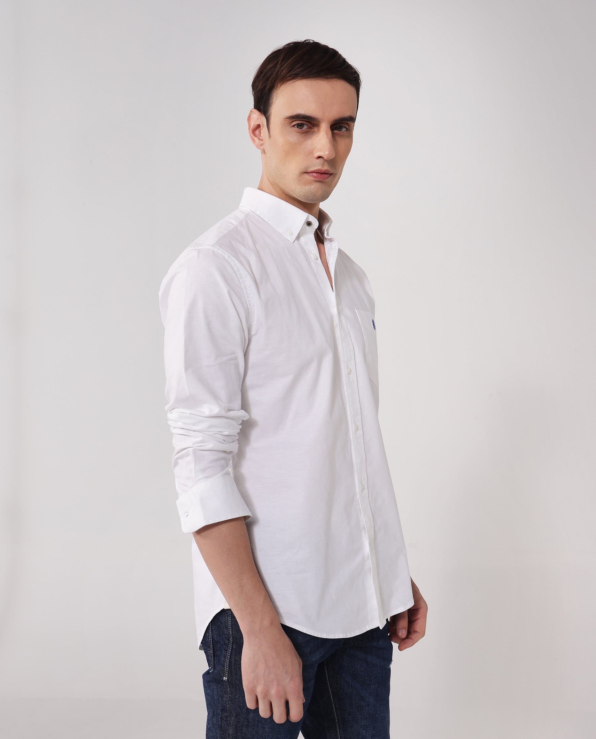 Rare Rabbit Men Oxob White Full Sleeve Collared Neck Button Closure Regular Fit Plain Shirt