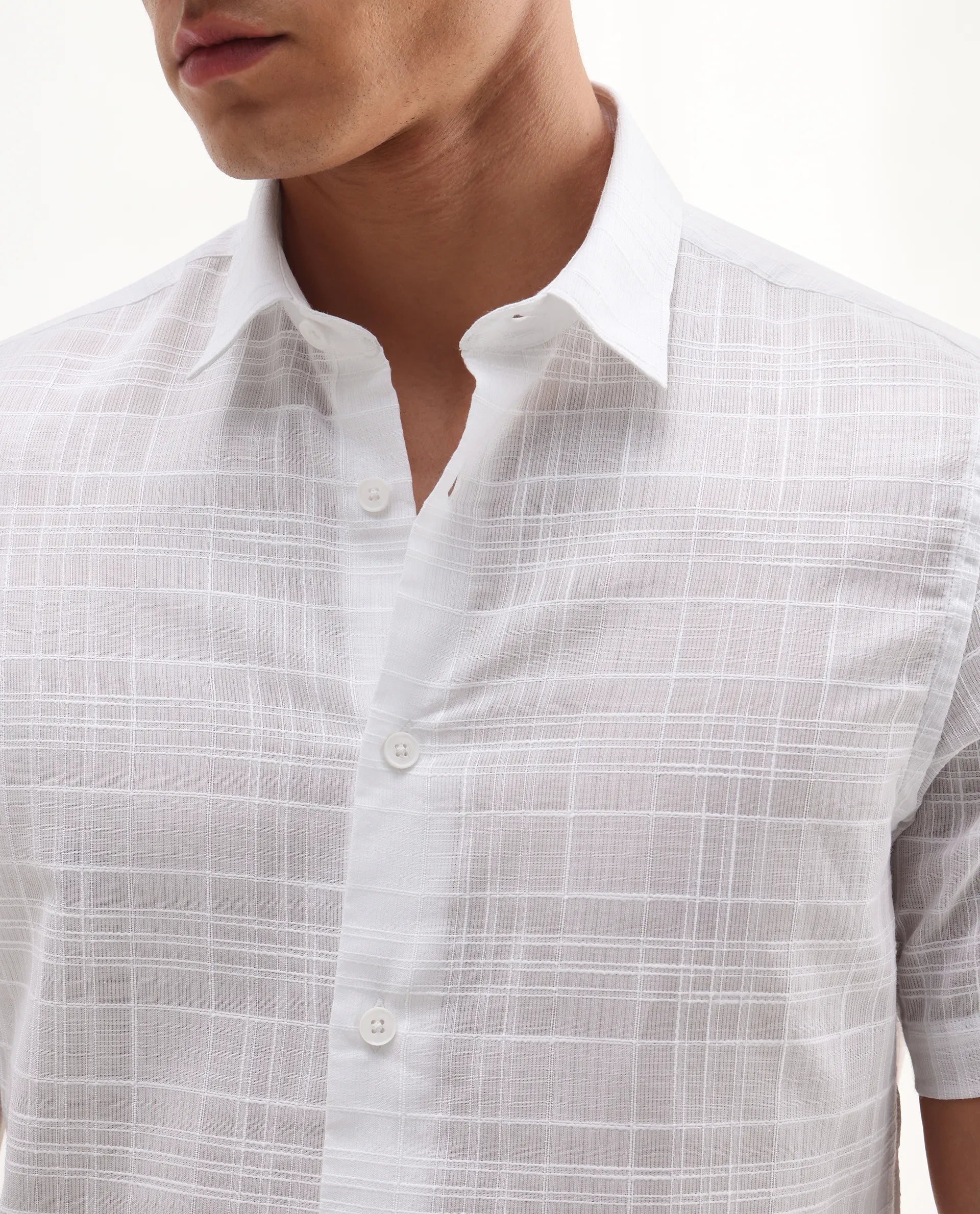 Rare Rabbit Men's Parcor White Cotton Checked Print Regular Fit Half Sleeve Collared Shirt