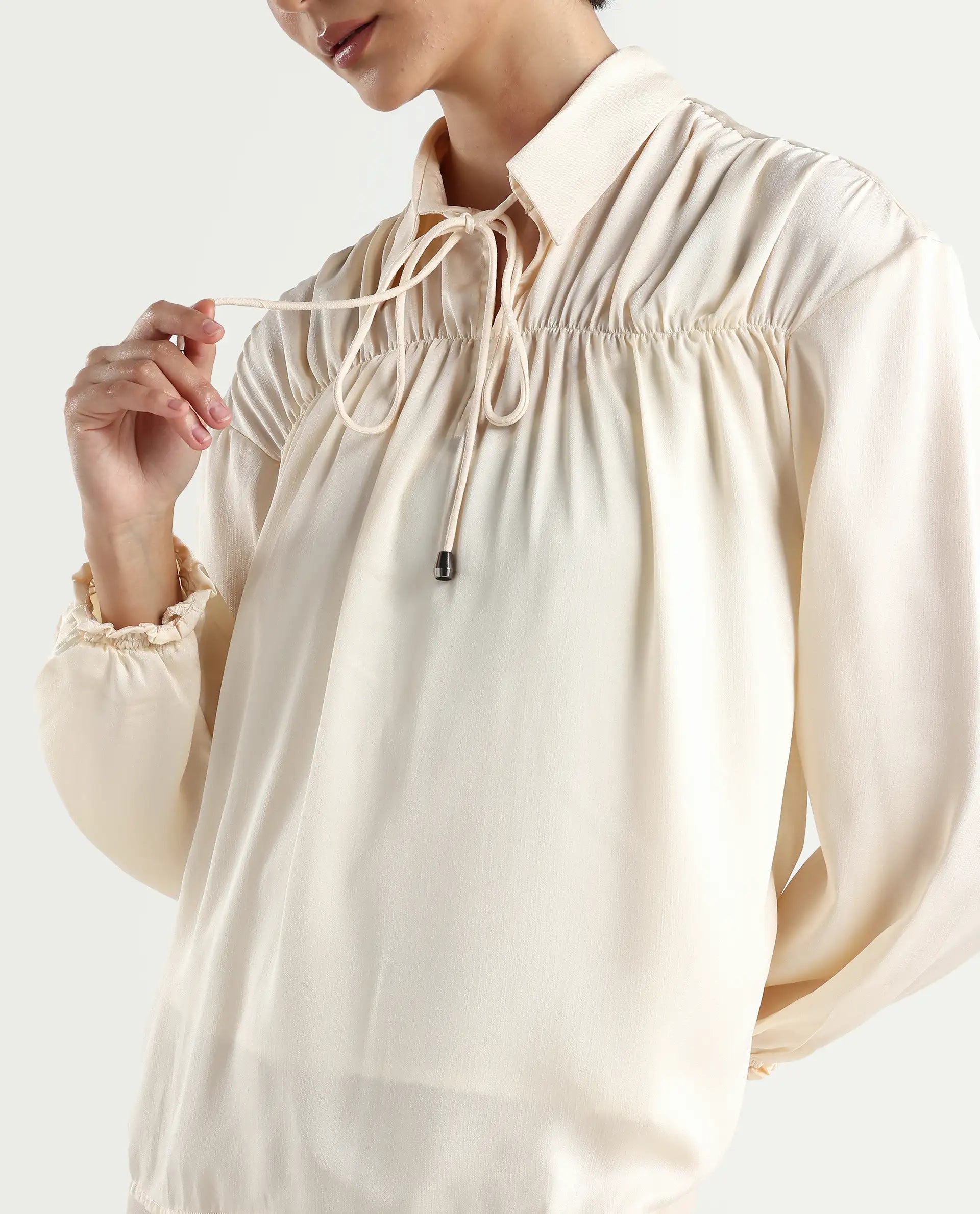 Rareism Women's Paxo Offwhite Polyester Blend Tie-Up Neck Plain Regular Fit Top