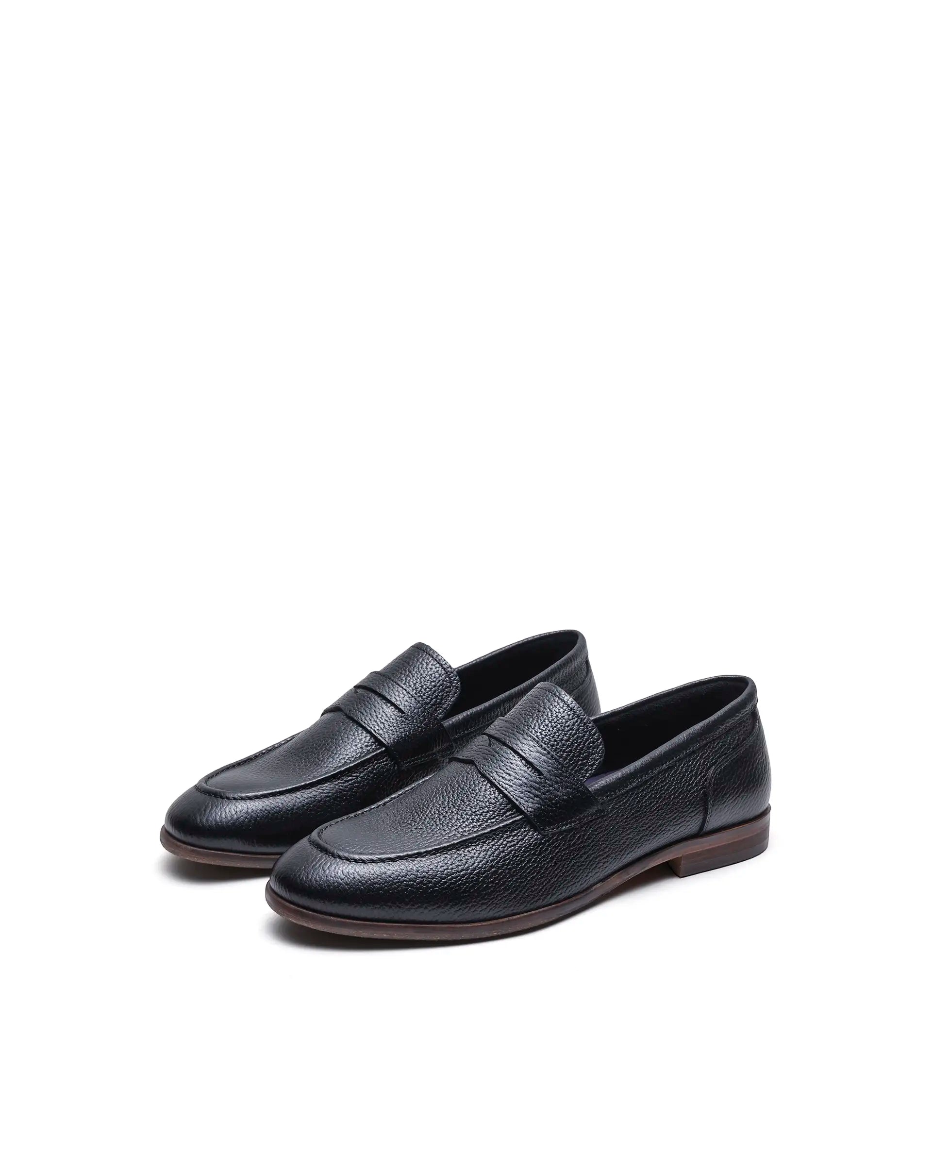 Rare Rabbit Men's Pinch Black Leather Mocassin