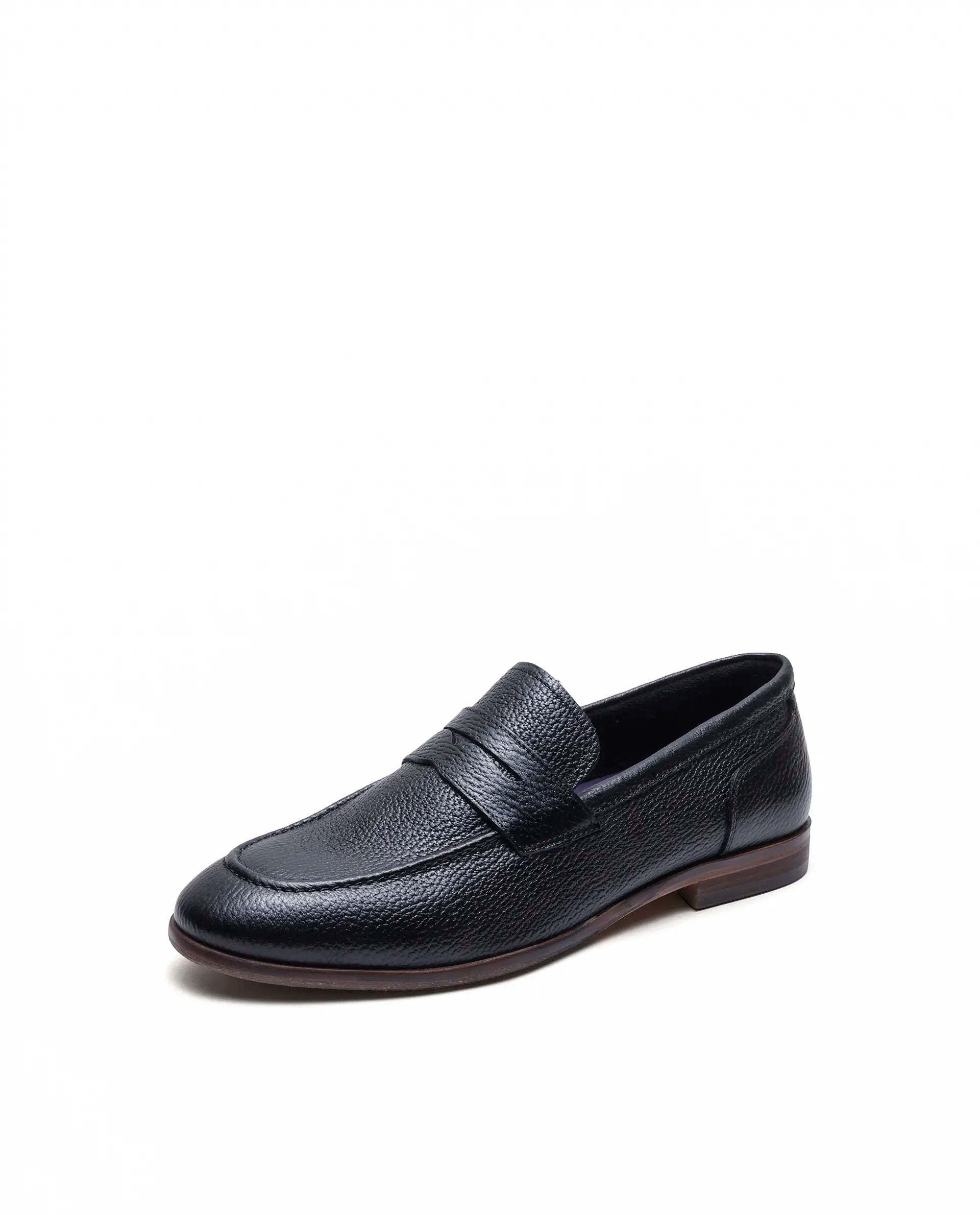 Rare Rabbit Men's Pinch Black Leather Mocassin