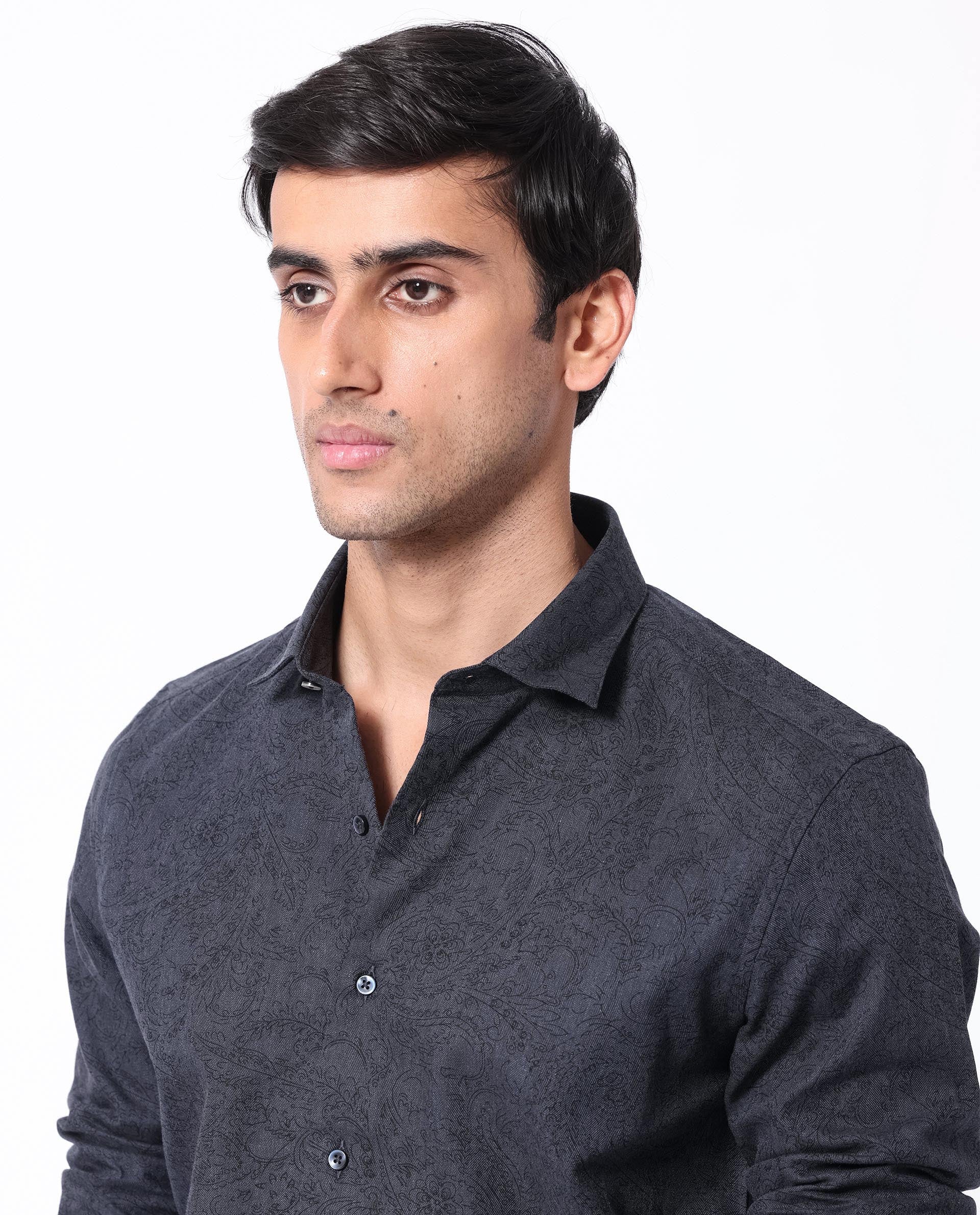 Rare Rabbit Men's Platim Navy Herringbone Fabric Full Sleeves Paisley Print Shirt