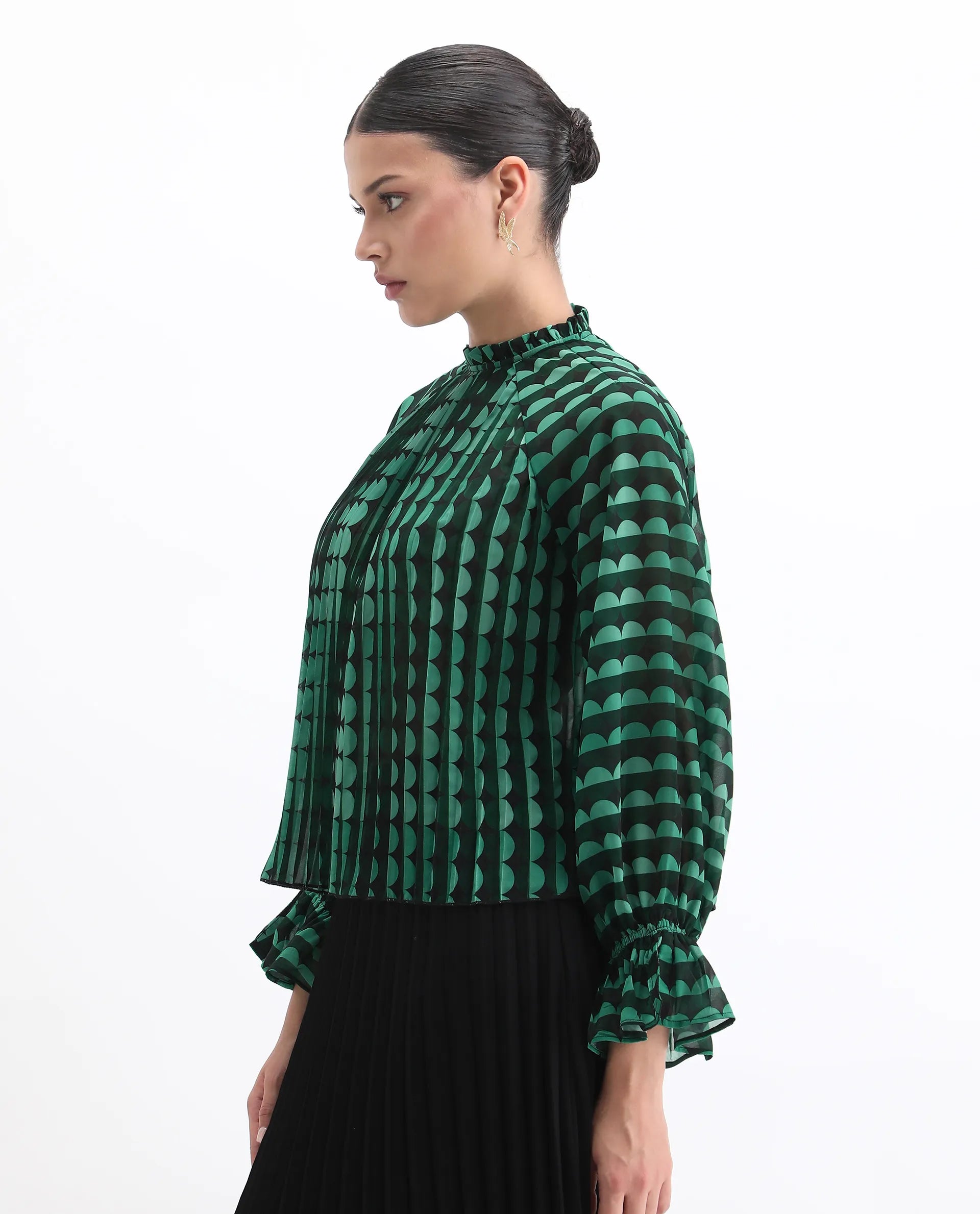 Rareism Women's Poehler Black Polyester Sweetheart Neck Geometric Print Raglan Sleeve Relaxed Fit Top