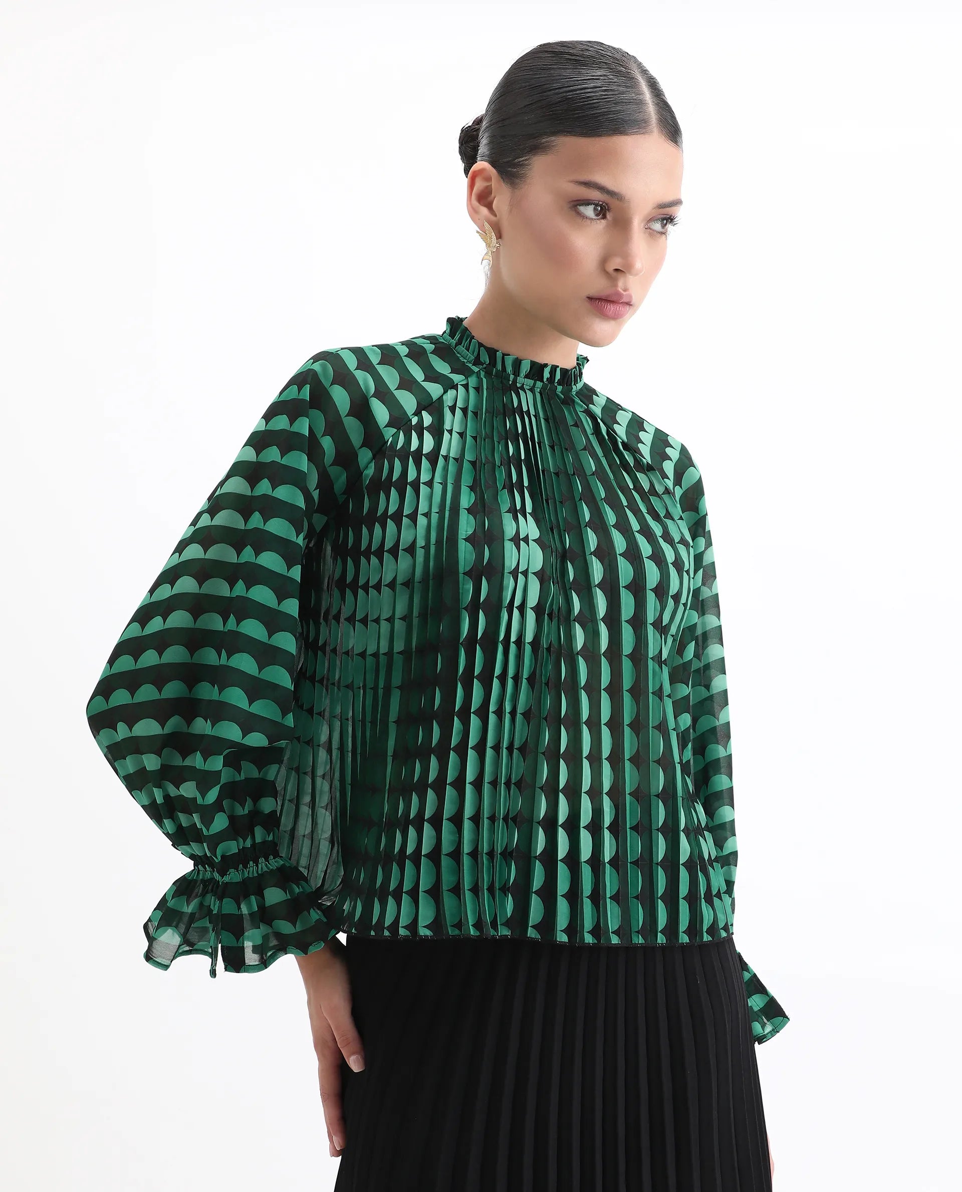 Rareism Women's Poehler Black Polyester Sweetheart Neck Geometric Print Raglan Sleeve Relaxed Fit Top