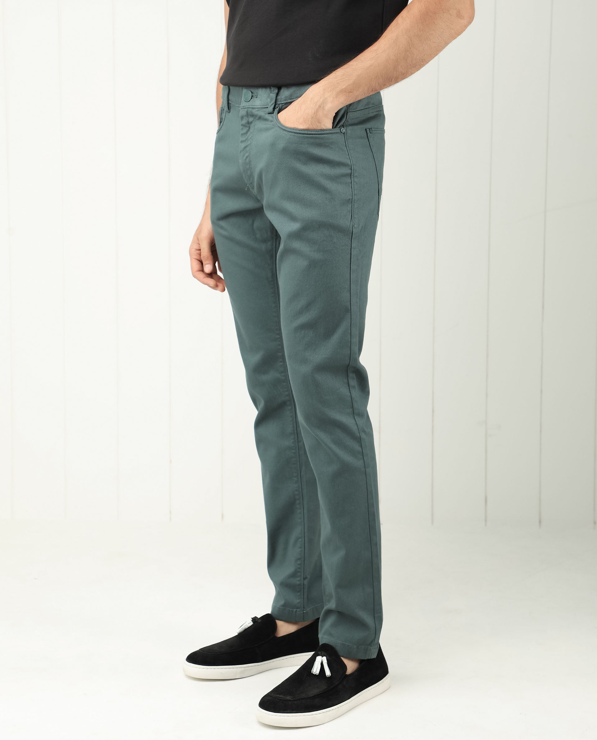 Rare Rabbit Men's Poke Dusky Green Solid Mid-Rise Regular Fit Trouser