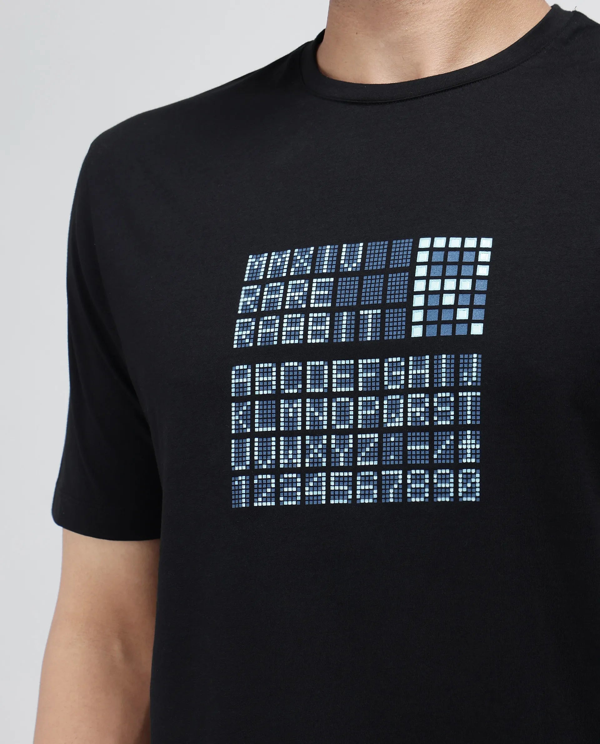 Rare Rabbit Men Pol Black Cotton Fabric Short Sleeve Crew Neck Slip-On Graphic Print T-Shirt