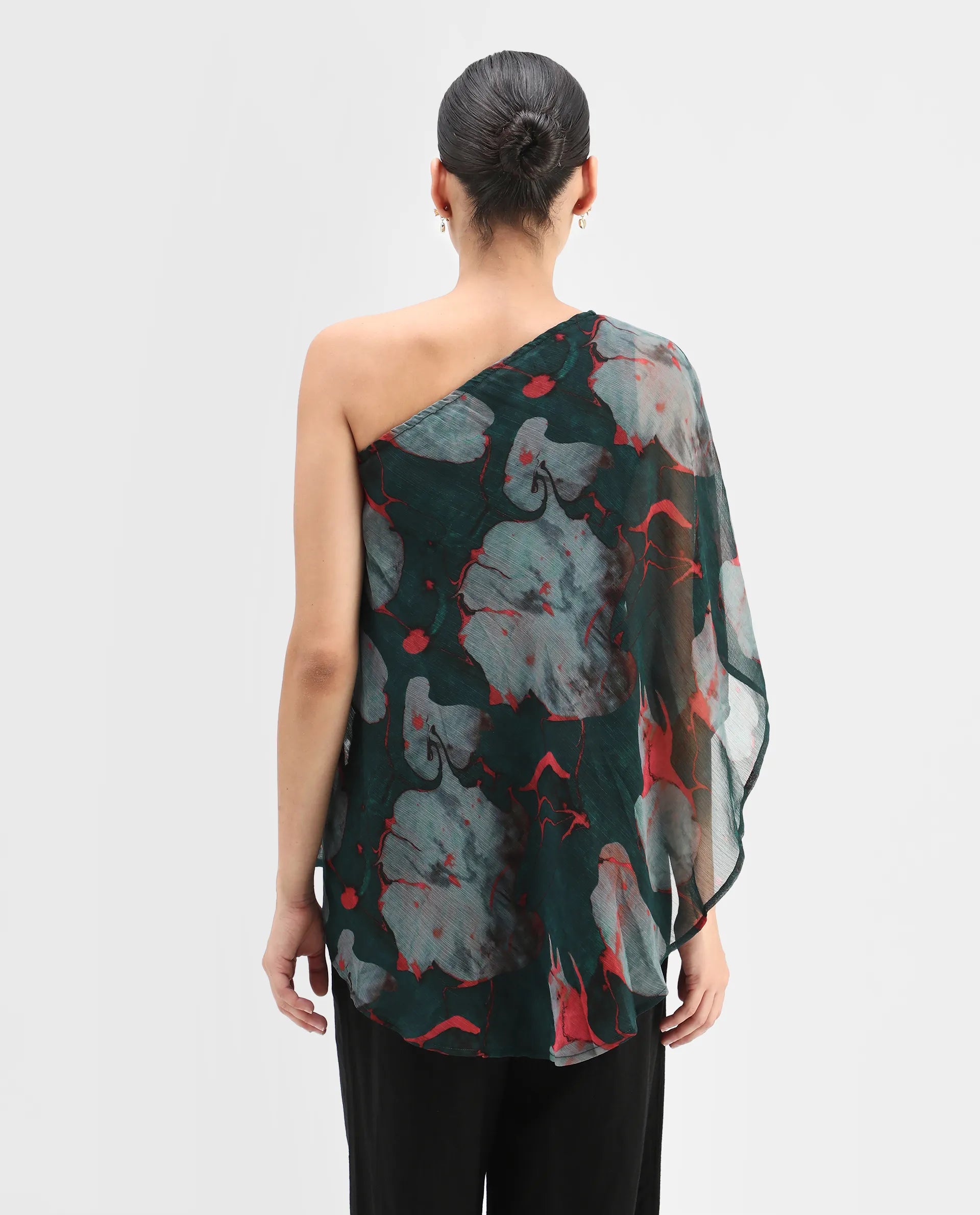 Rareism Women's Pose Multi Polyester Collarless Floral Print Sleeveless Regular Fit Top