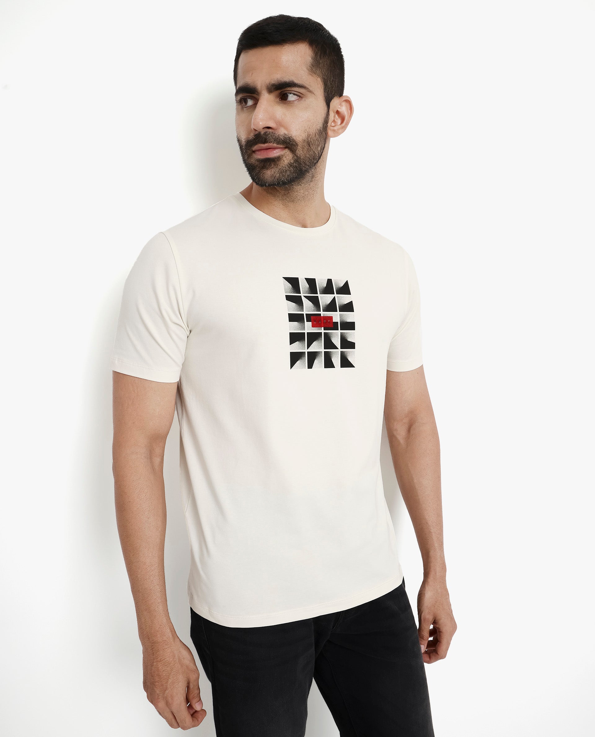 Rare Rabbit Men Pran Off White Cotton Fabric Short Sleeve Crew Neck Regular Fit Graphic Print T-Shirt
