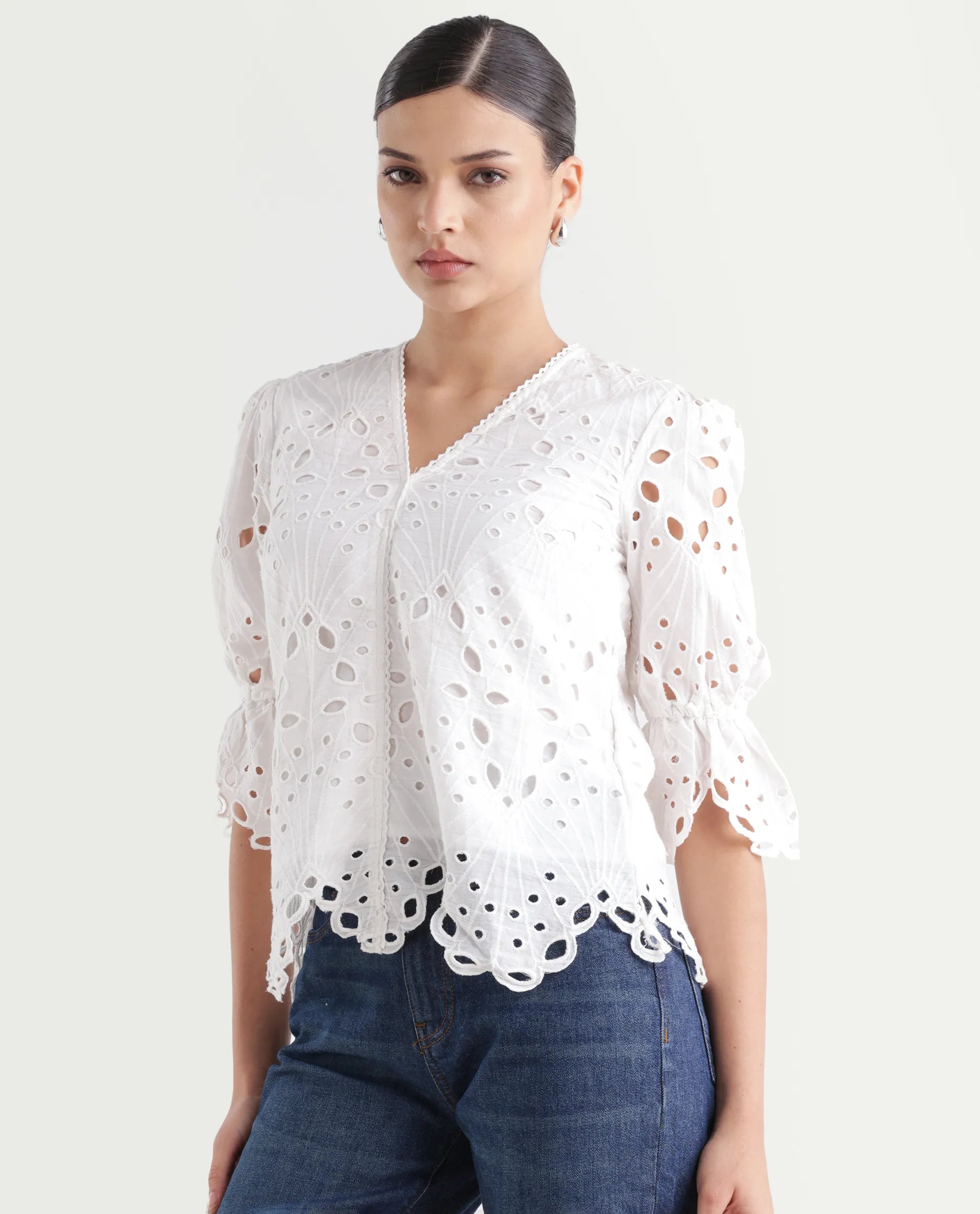 Rareism Women's Prefern White Cotton V-Neck Plain Puff Sleeves Regular Fit Top