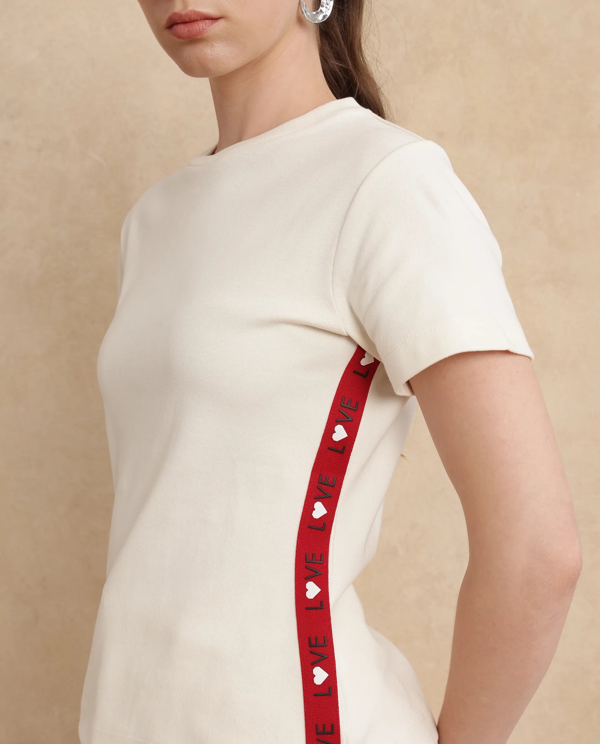 Rareism Women Prel White Cotton Fabric Short Sleeve Slim Fit Plain T-Shirt